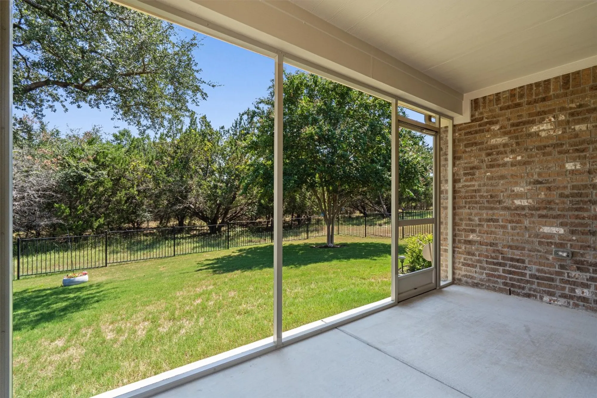 Property Slideshow image 1 of 36 | 335 salado creek ln, Georgetown, TX, 78633