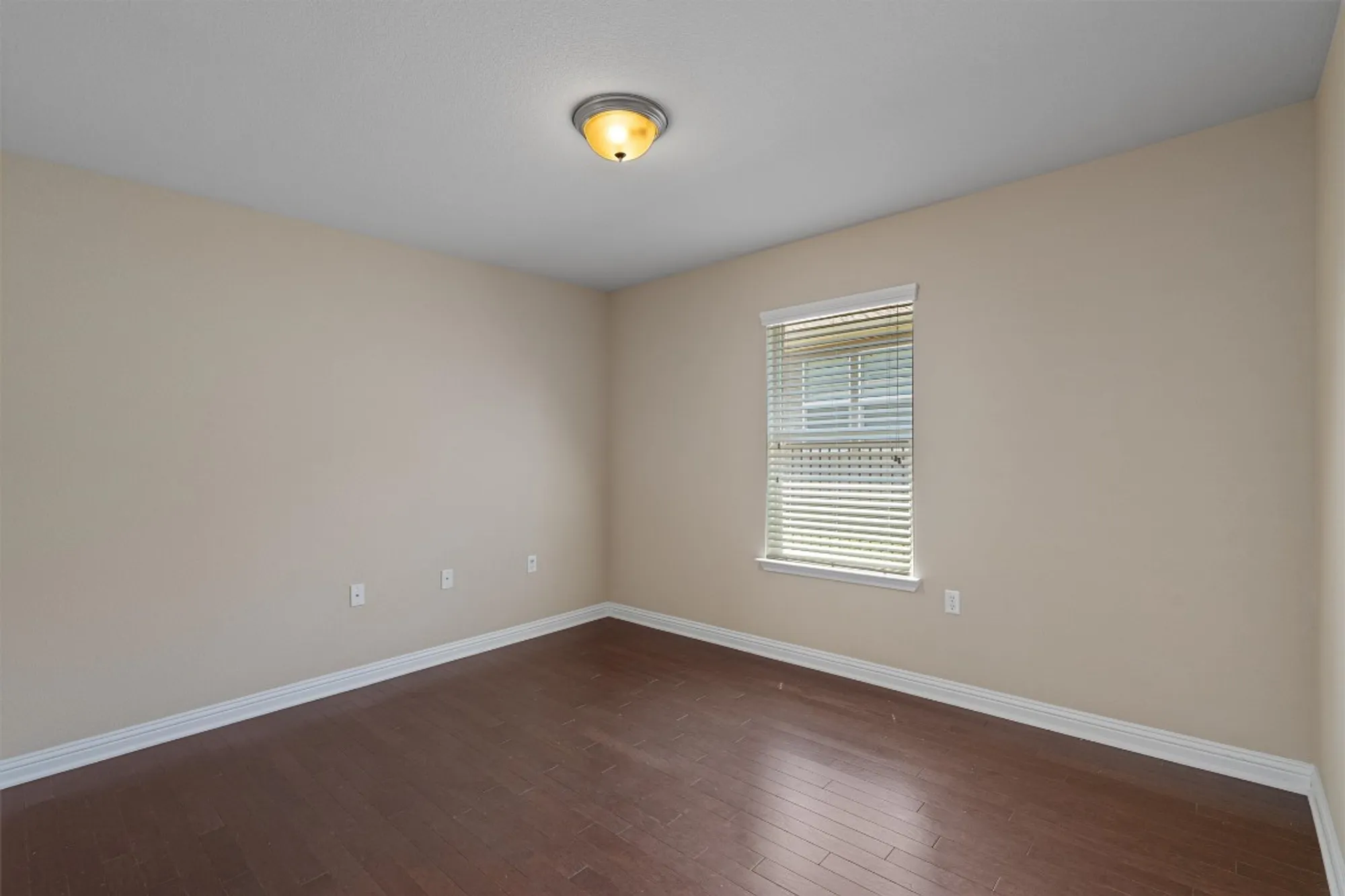 Property Slideshow image 24 of 36 | 335 salado creek ln, Georgetown, TX, 78633