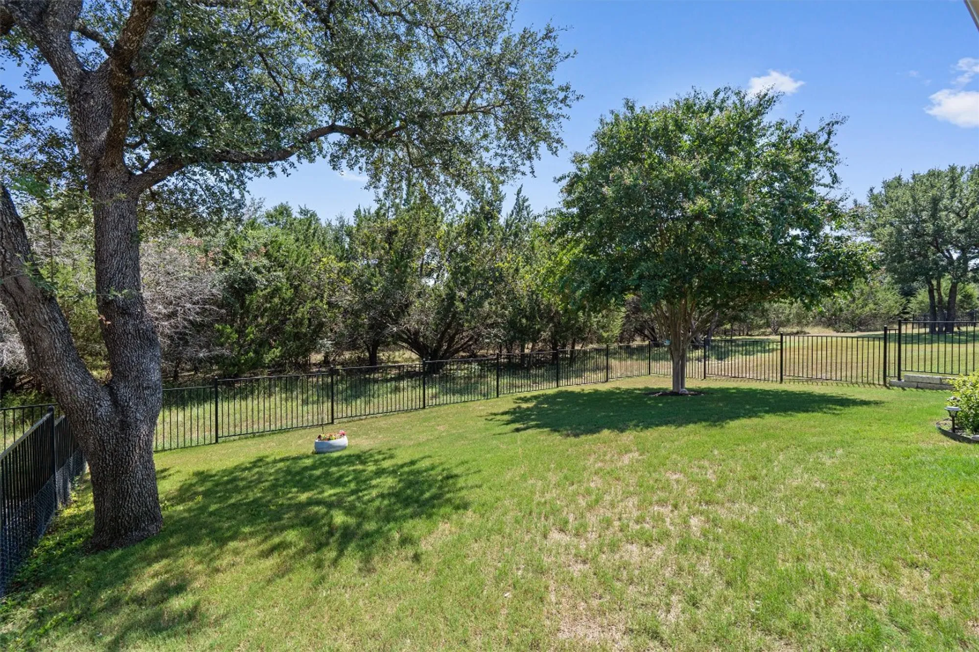 Property Slideshow image 34 of 36 | 335 salado creek ln, Georgetown, TX, 78633
