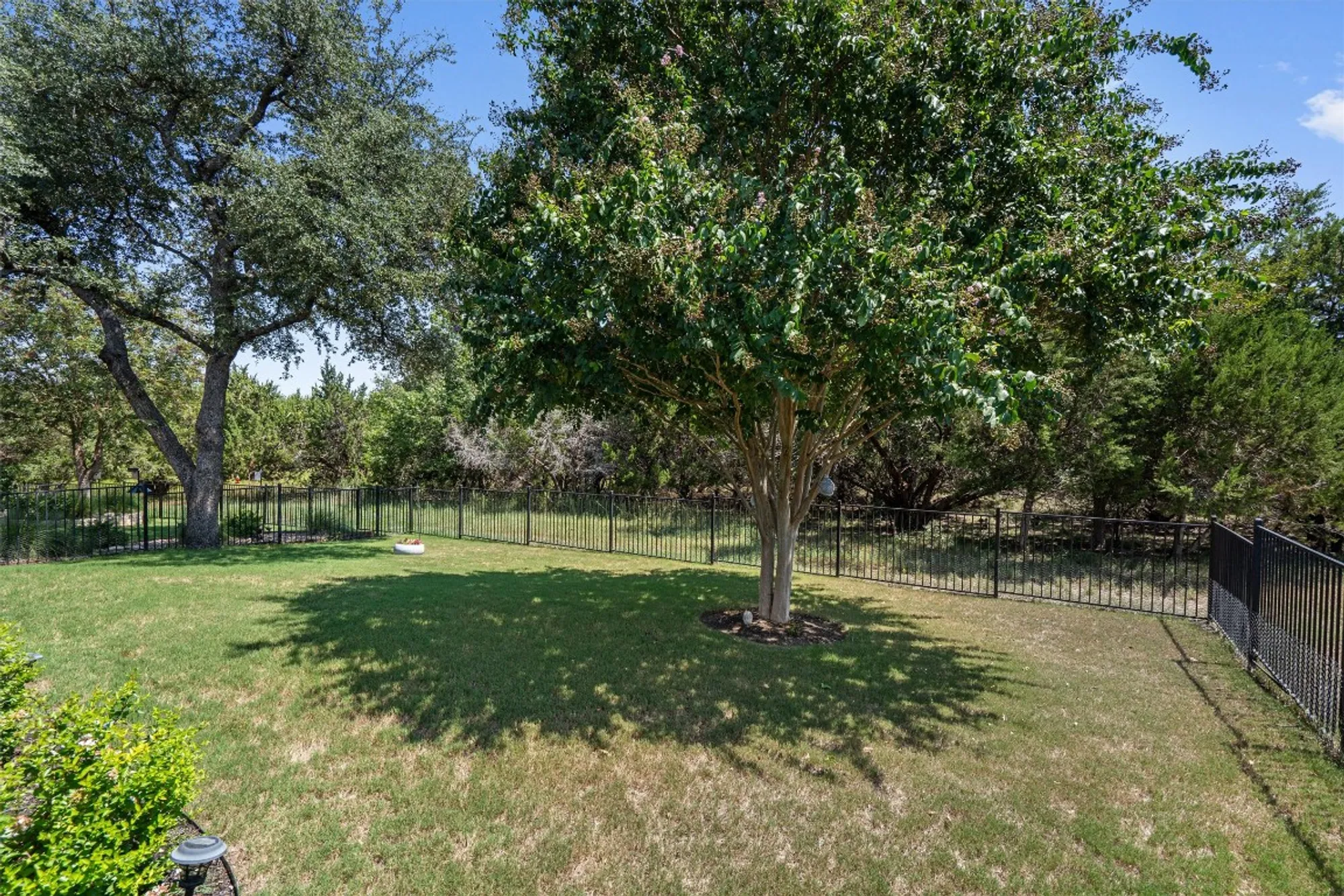 Property Slideshow image 35 of 36 | 335 salado creek ln, Georgetown, TX, 78633
