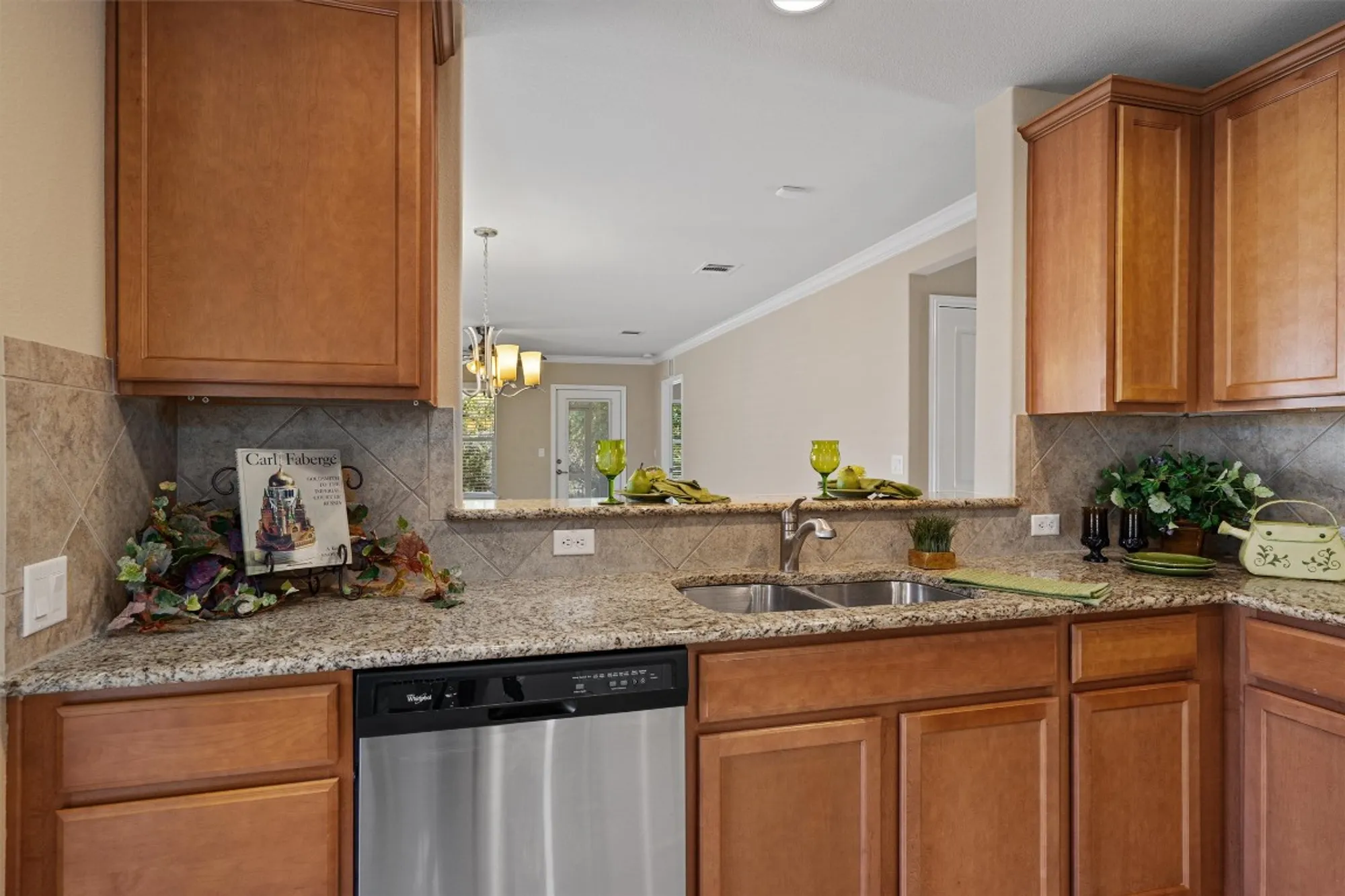 Property Slideshow image 7 of 36 | 335 salado creek ln, Georgetown, TX, 78633