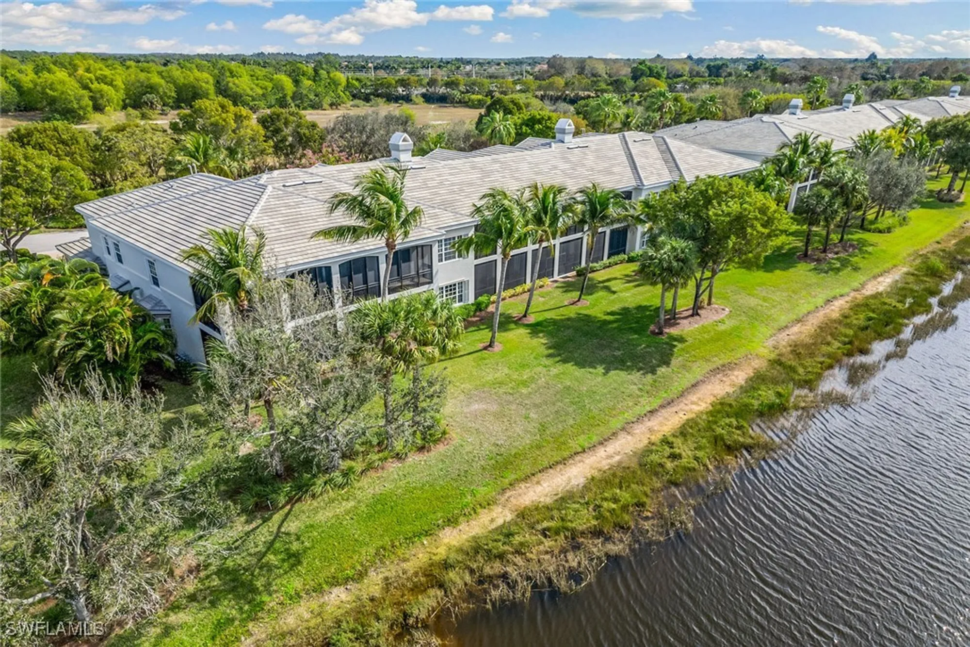 Property Slideshow image 27 of 45 | 9275 museo cir unit 103, Naples, FL, 34114