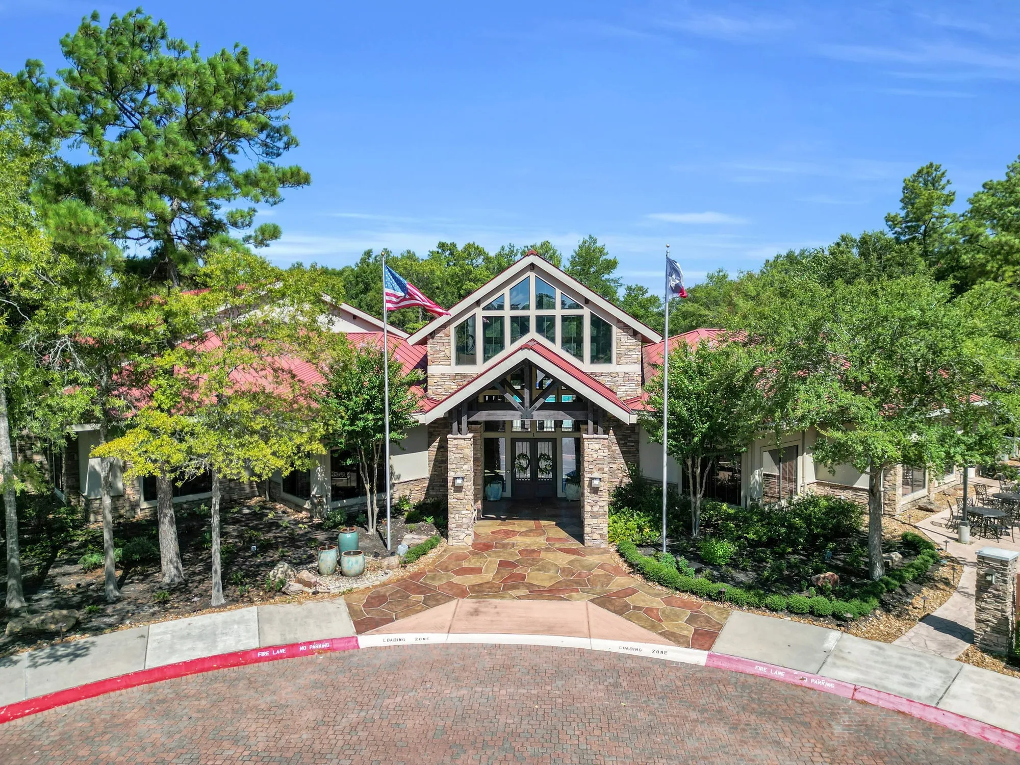 Property Slideshow image 34 of 47 | 34 greenwich pl, Conroe, TX, 77384