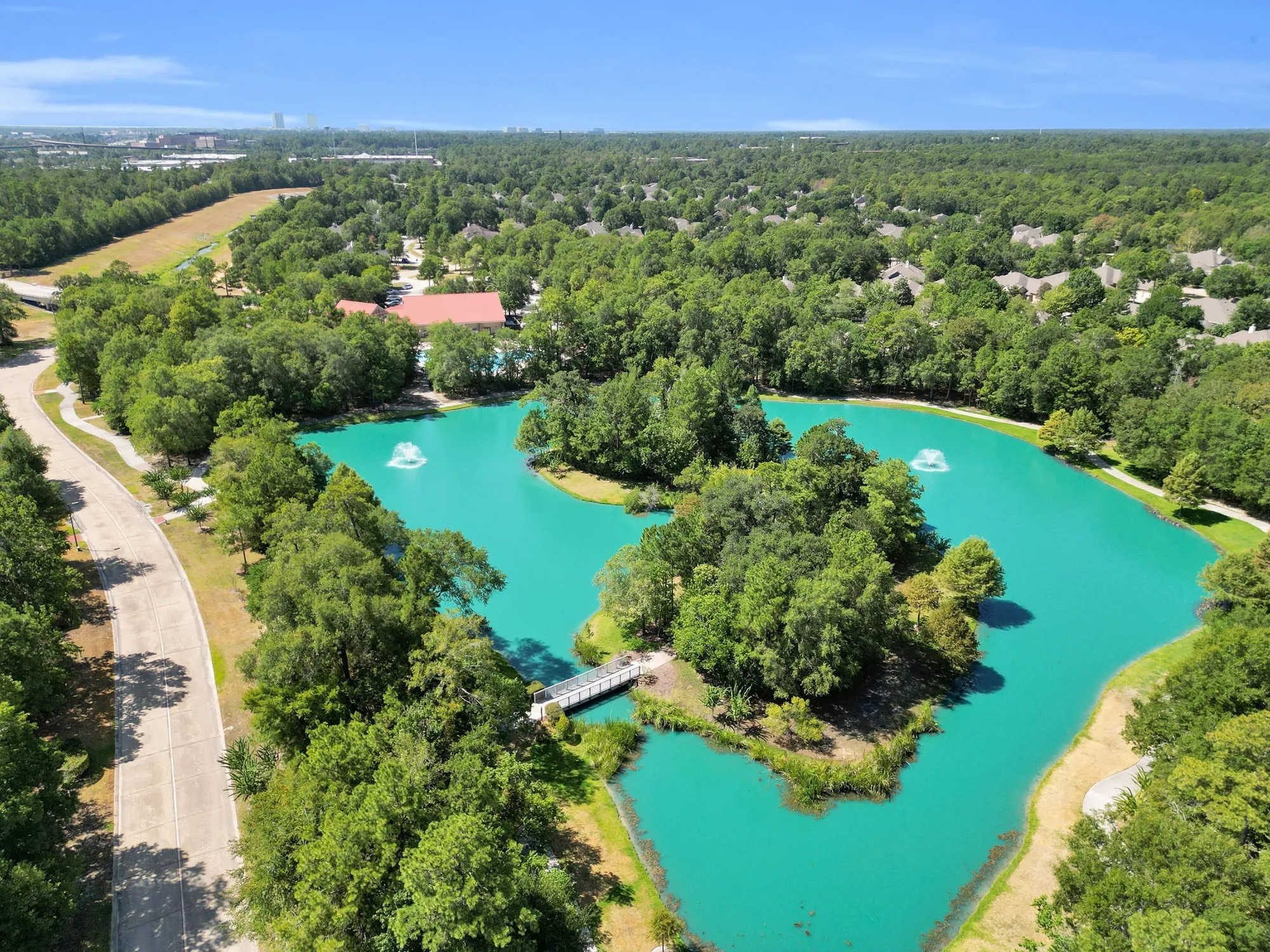 Property Slideshow image 32 of 47 | 34 greenwich pl, Conroe, TX, 77384