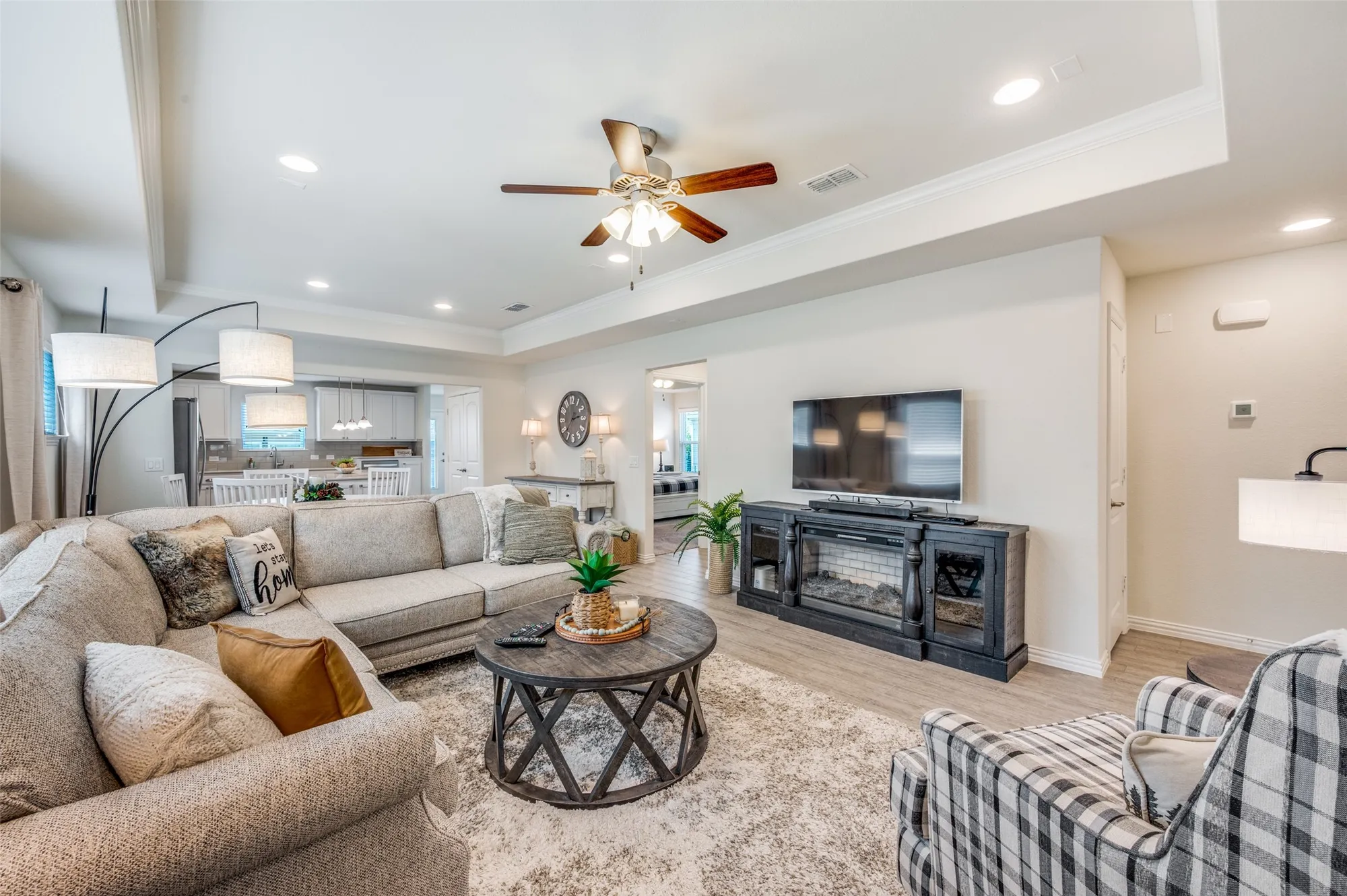 Property Slideshow image 5 of 29 | 8873 shore crest rd, Frisco, TX, 75036