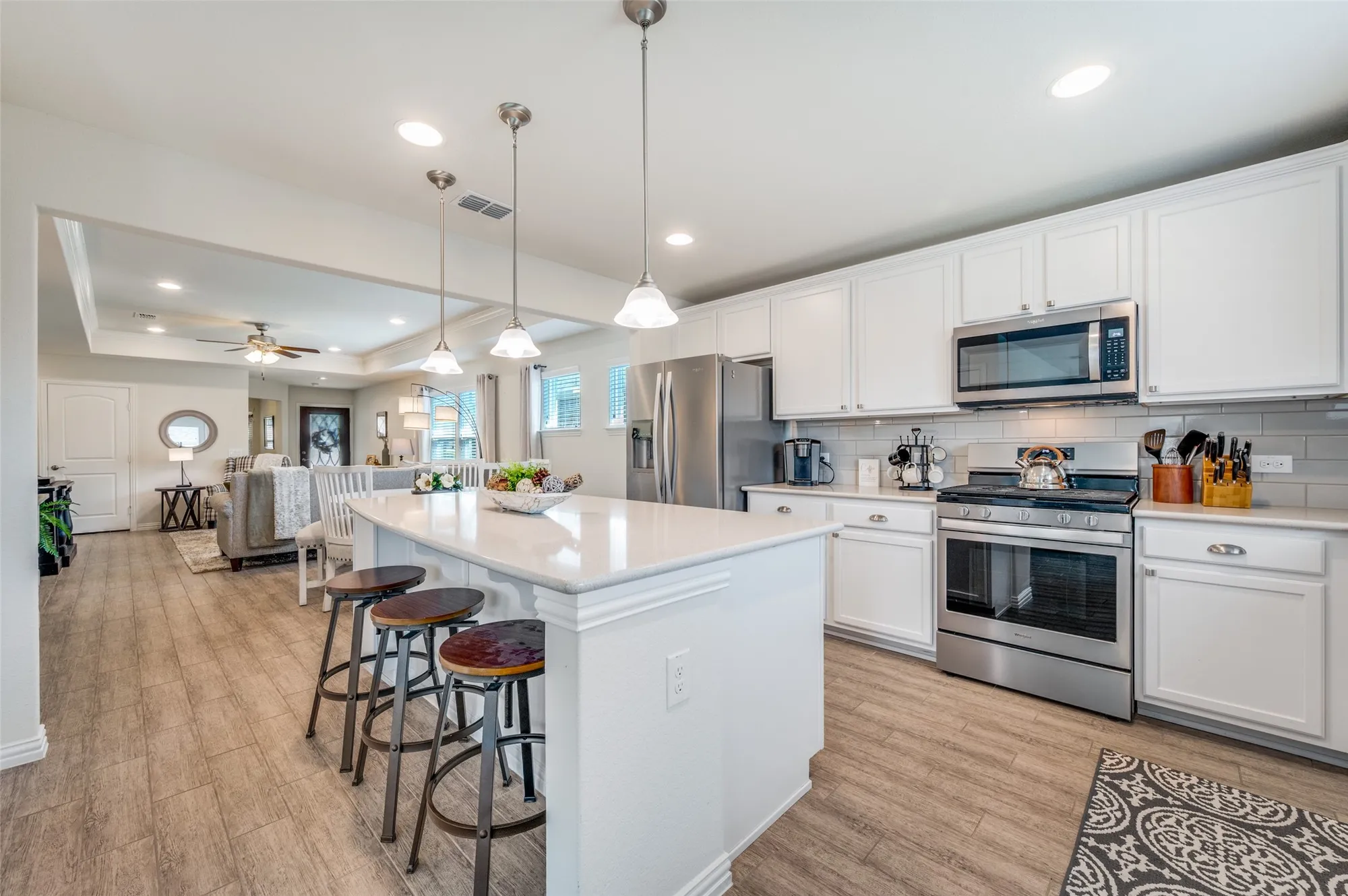 Property Slideshow image 8 of 29 | 8873 shore crest rd, Frisco, TX, 75036