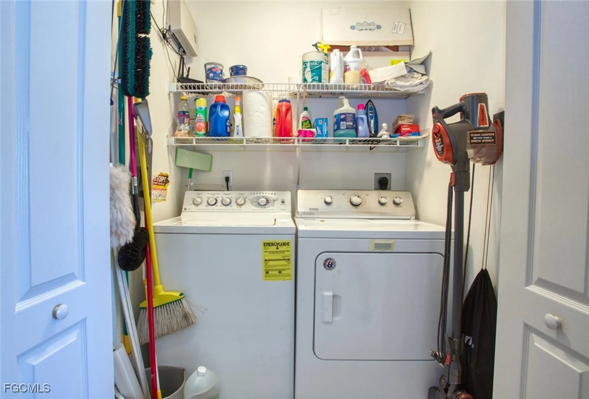 Property Slideshow image 21 of 26 | 8066 queen palm ln 537, Fort Myers, FL, 33966