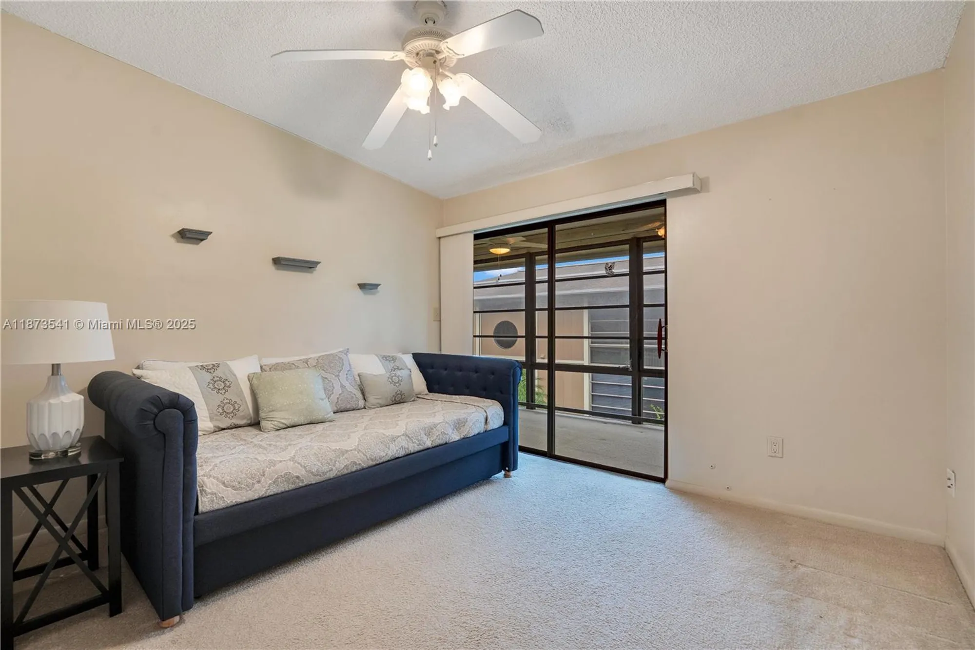 Property Slideshow image 11 of 20 | 7745 ashmont cir 207, Tamarac, FL, 33321