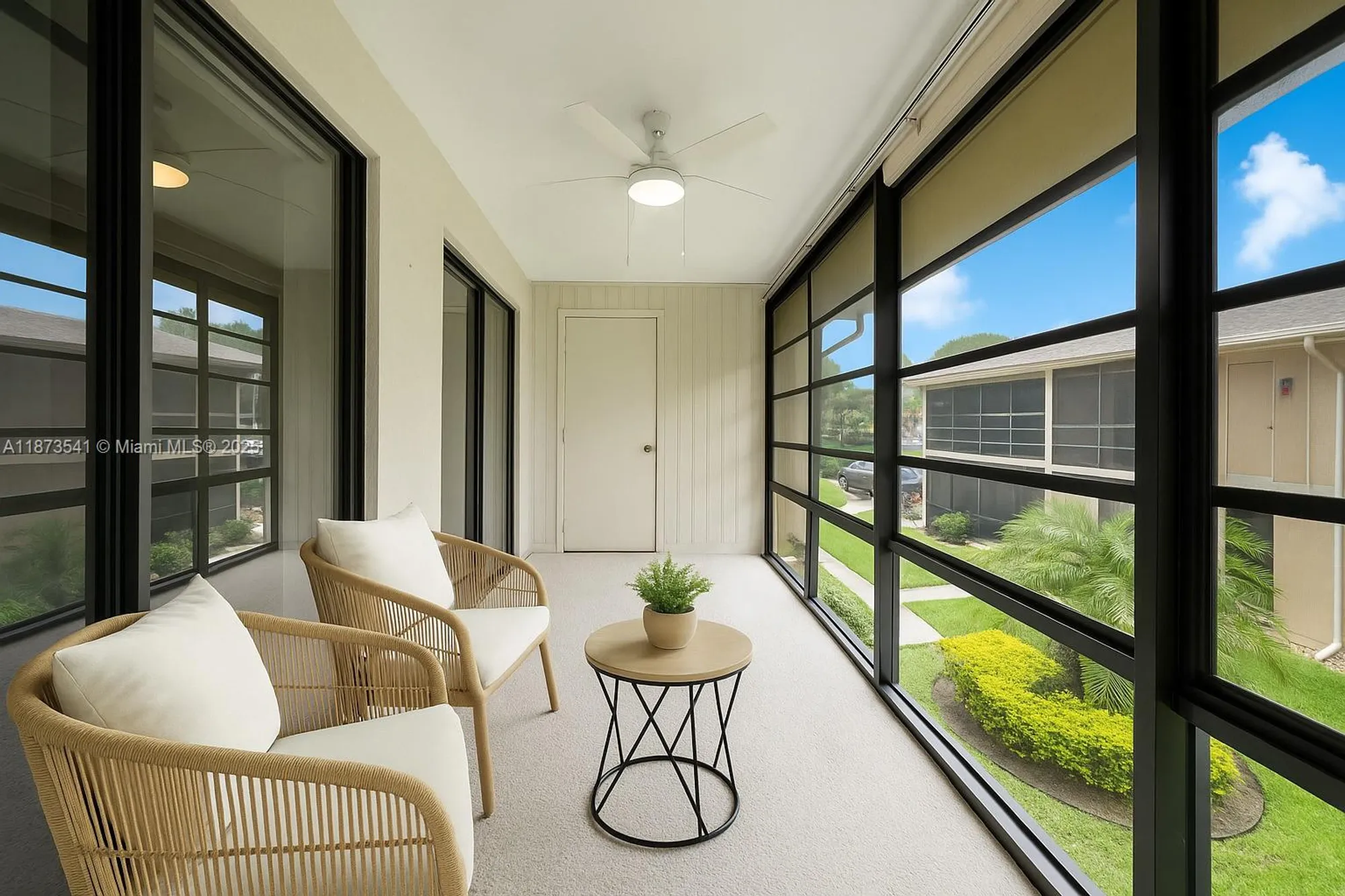 Property Slideshow image 13 of 20 | 7745 ashmont cir 207, Tamarac, FL, 33321