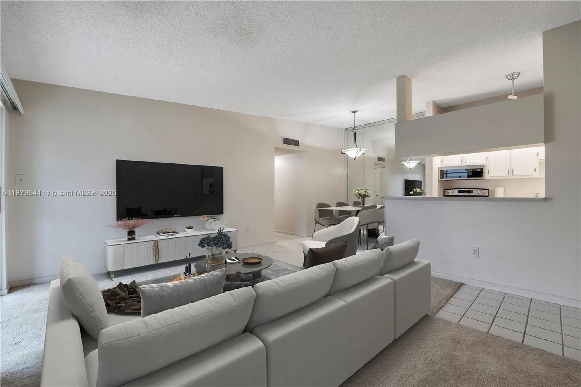 Property Slideshow image 4 of 20 | 7745 ashmont cir 207, Tamarac, FL, 33321