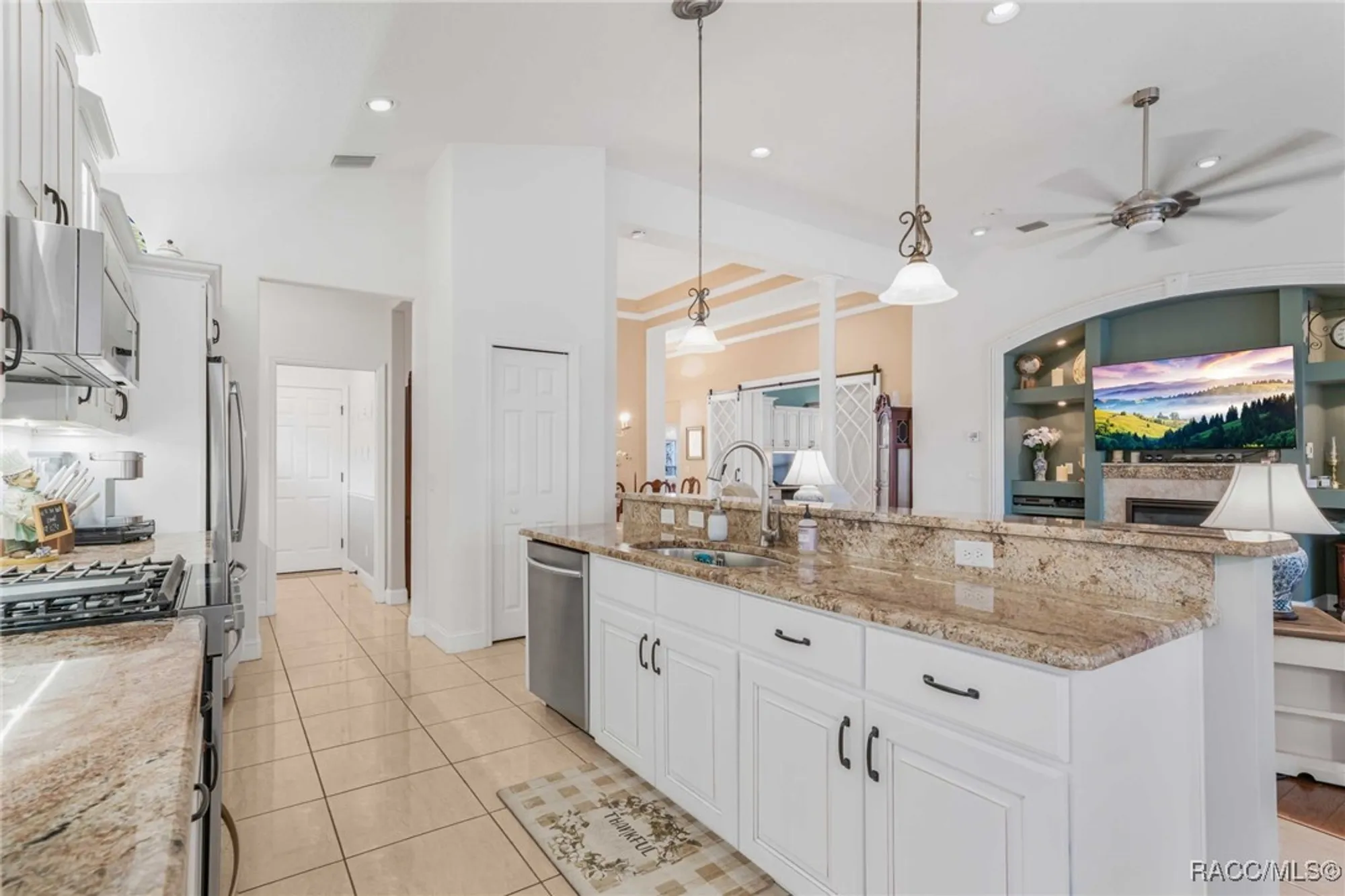 Property Slideshow image 17 of 59 | 1720 n sky glen path, Hernando, FL, 34442