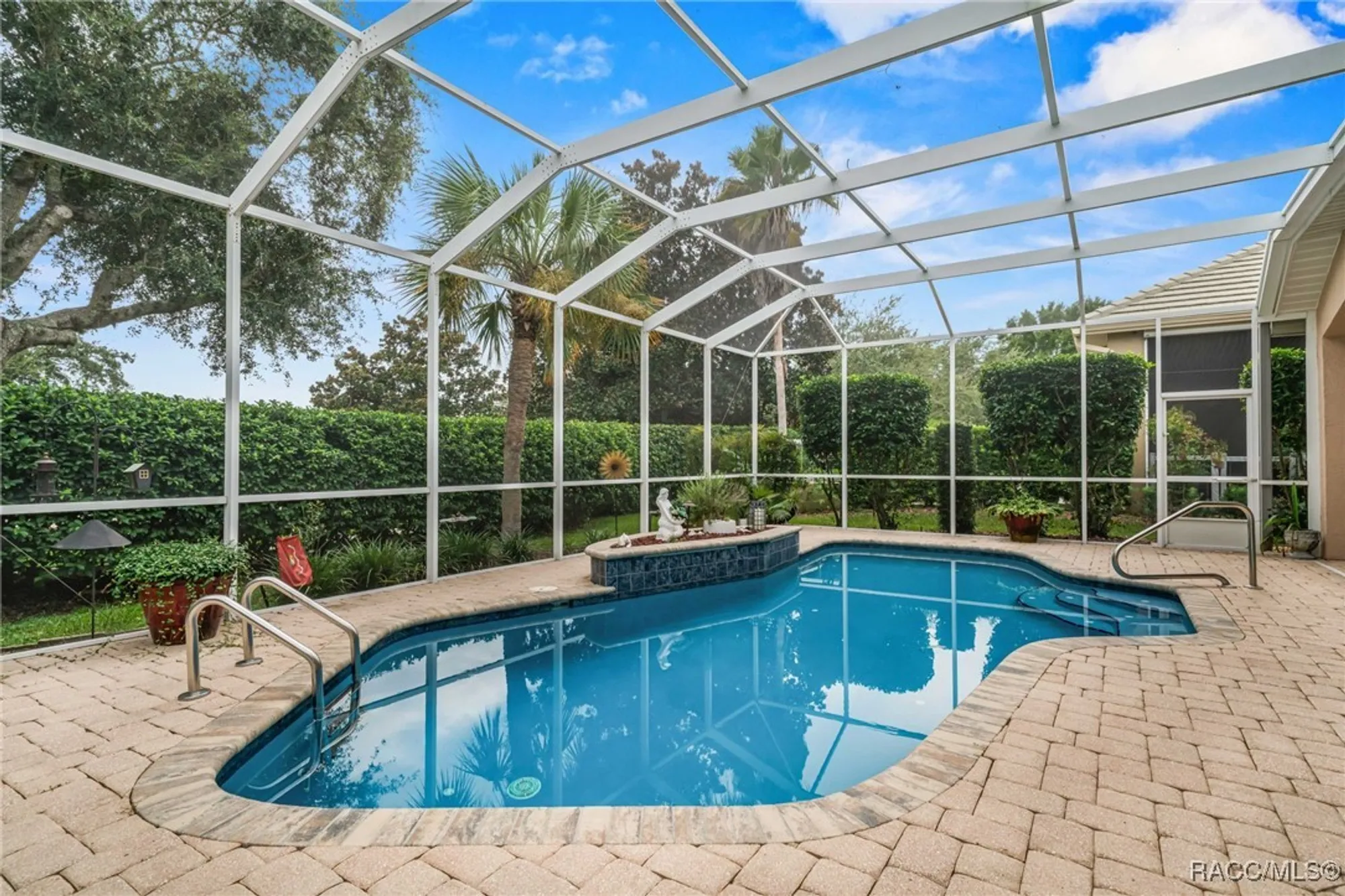 Property Slideshow image 22 of 59 | 1720 n sky glen path, Hernando, FL, 34442