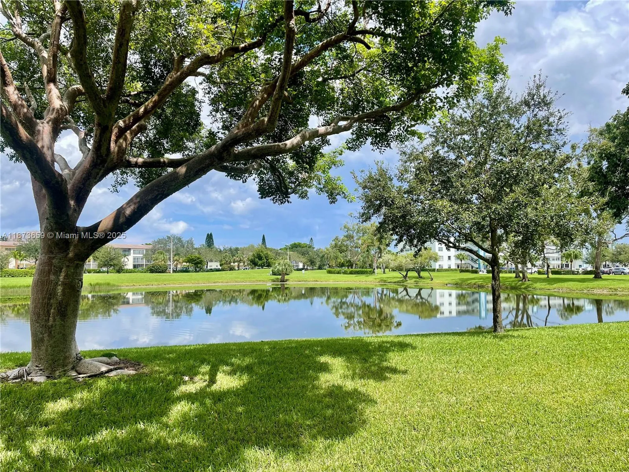 Property Slideshow image 12 of 33 | 2042 newcastle c # 2042, Boca Raton, FL, 33434