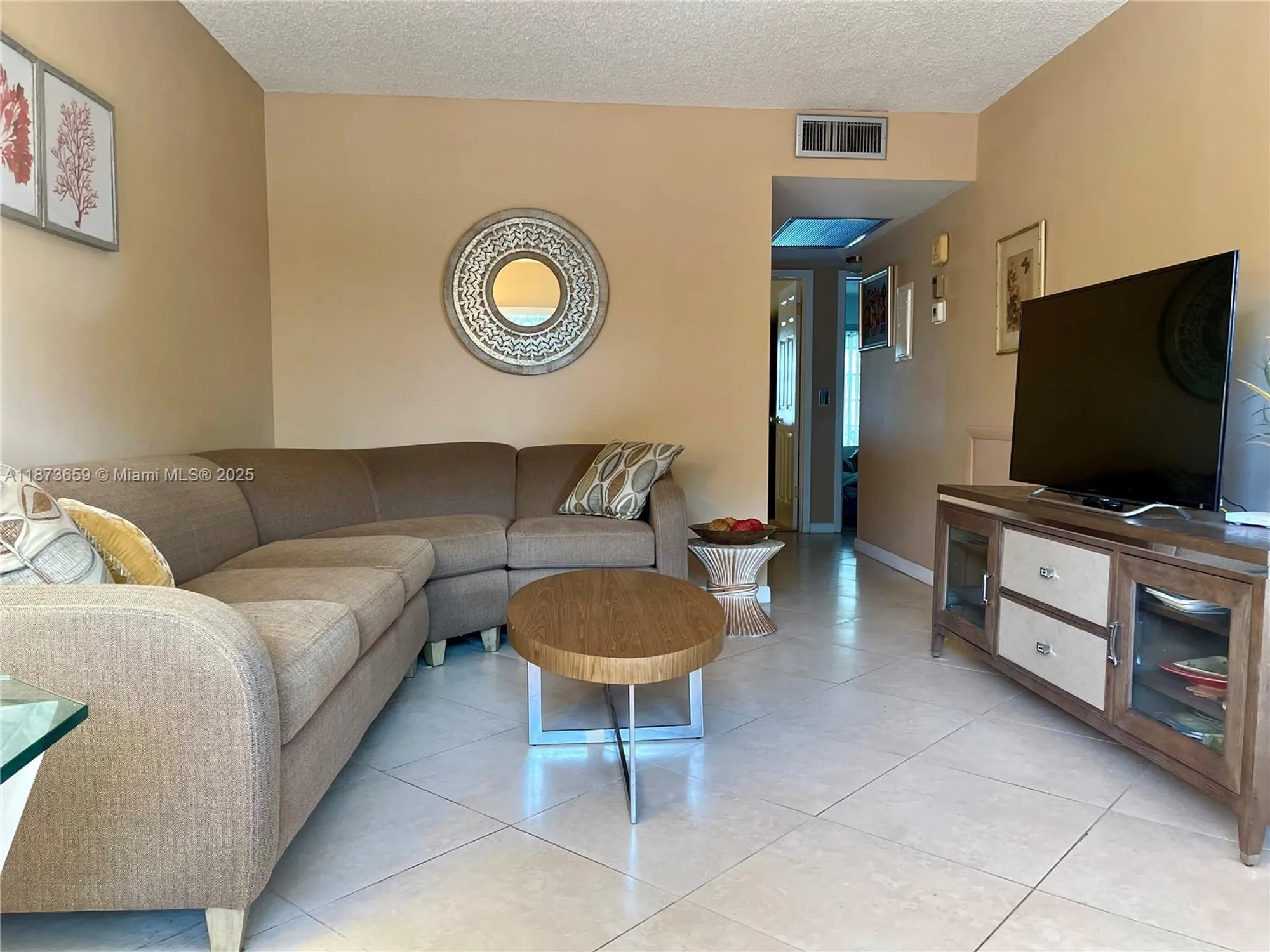 Property Slideshow image 3 of 33 | 2042 newcastle c # 2042, Boca Raton, FL, 33434
