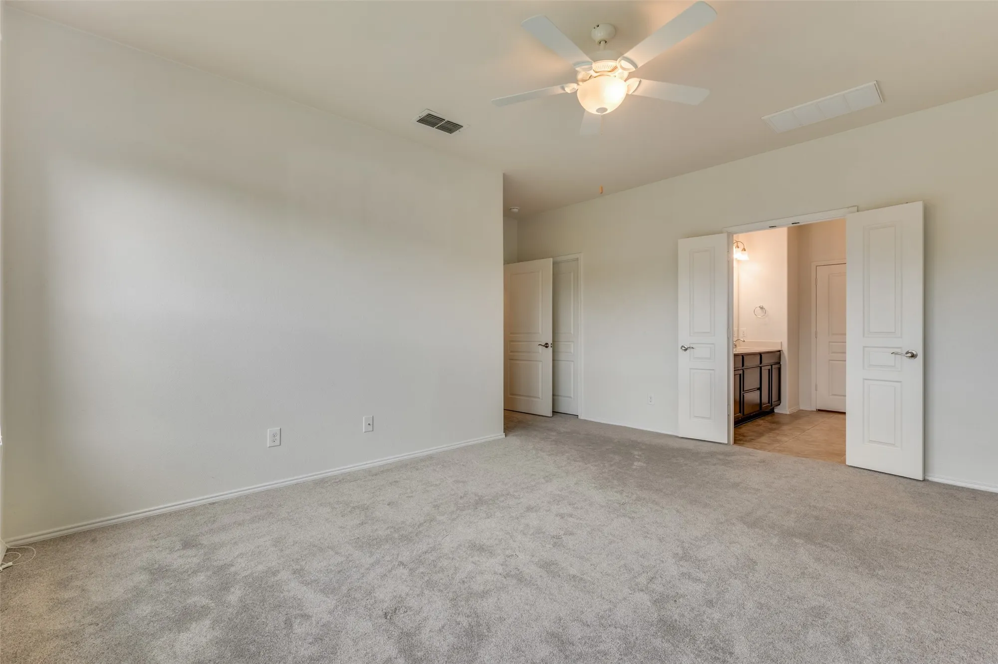 Property Slideshow image 19 of 30 | 6445 paragon dr, Frisco, TX, 75036