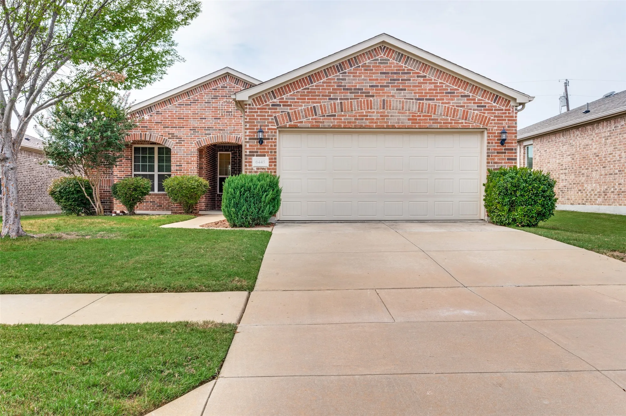 Property Slideshow image 1 of 30 | 6445 paragon dr, Frisco, TX, 75036