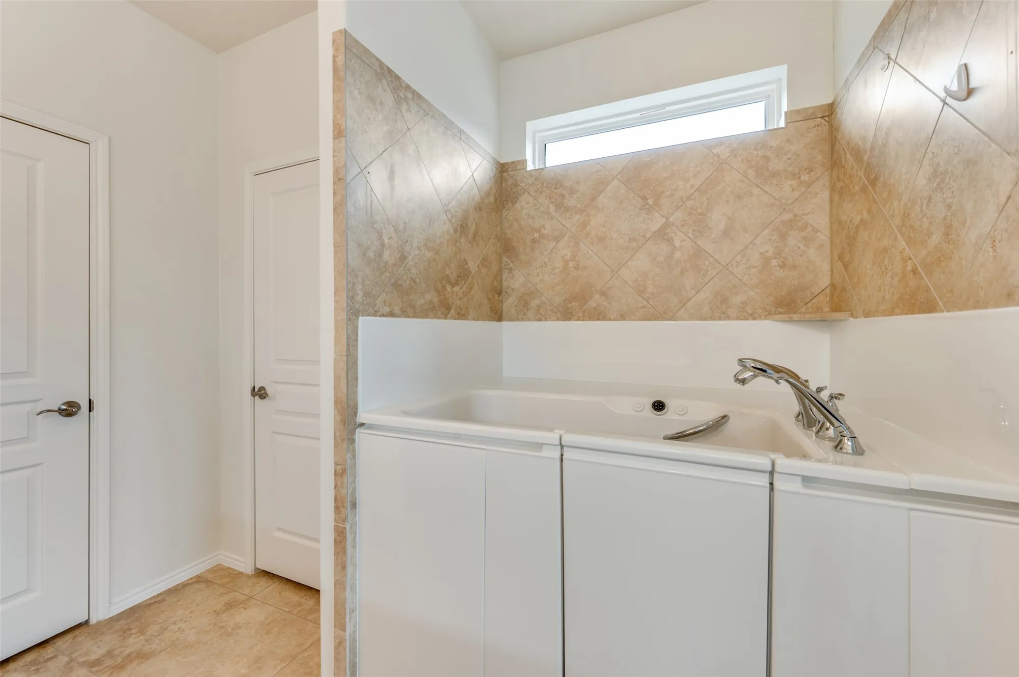 Property Slideshow image 22 of 30 | 6445 paragon dr, Frisco, TX, 75036