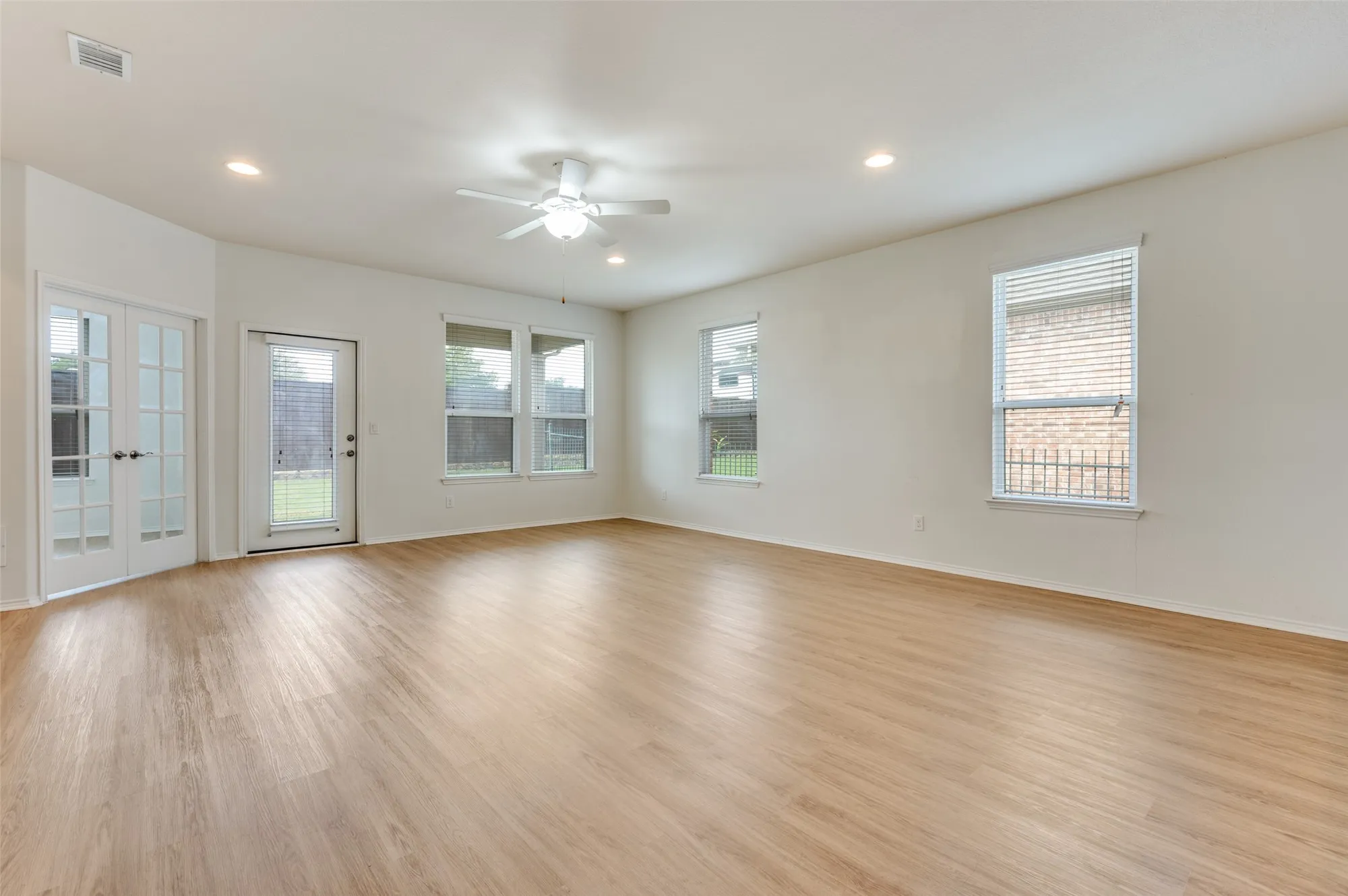 Property Slideshow image 3 of 30 | 6445 paragon dr, Frisco, TX, 75036