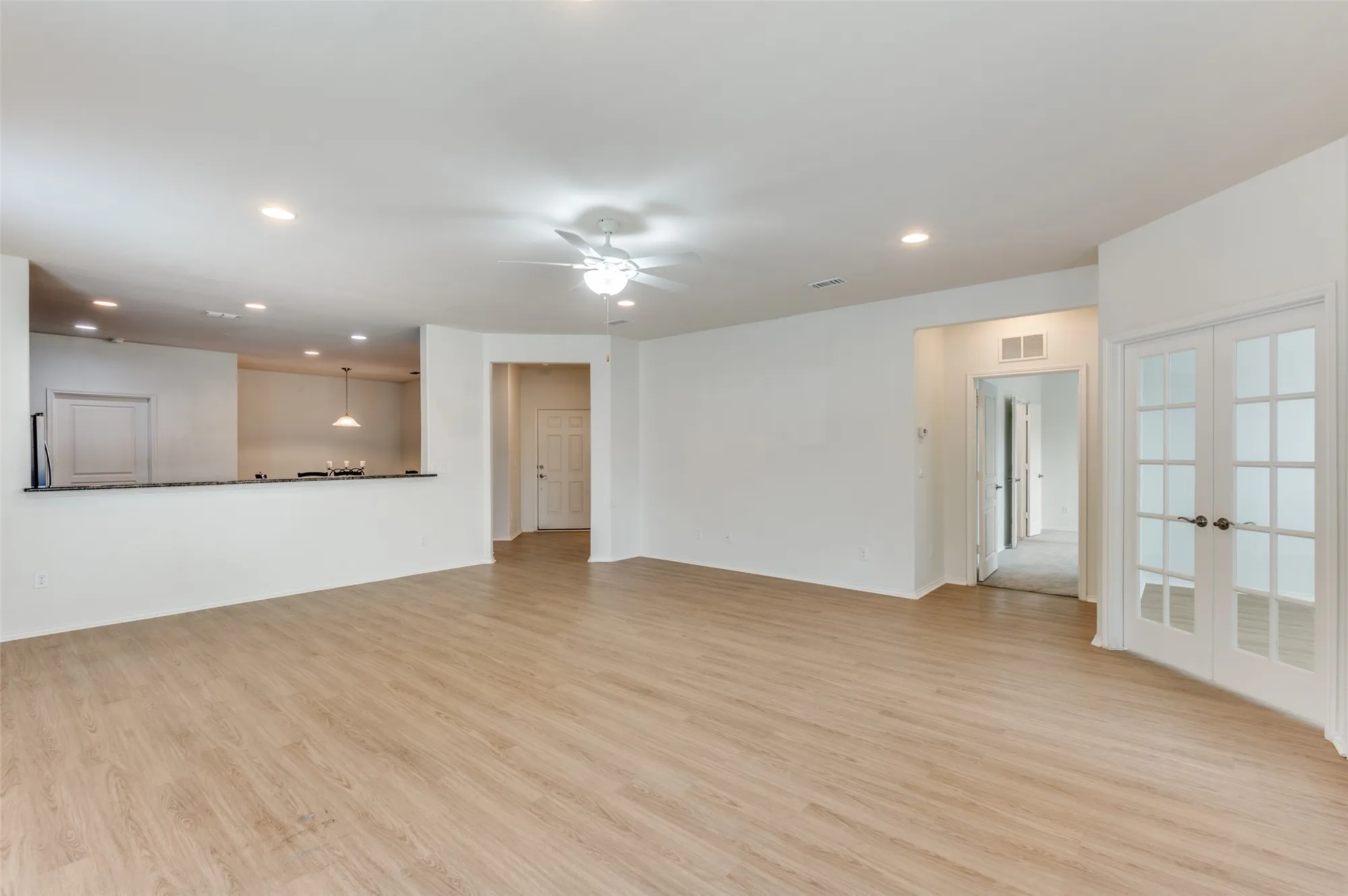 Property Slideshow image 5 of 30 | 6445 paragon dr, Frisco, TX, 75036