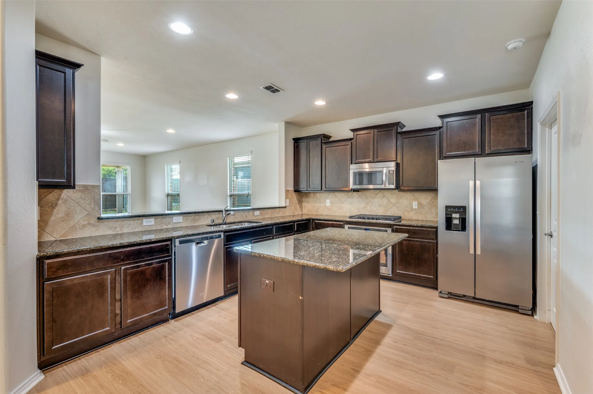 Property Slideshow image 7 of 30 | 6445 paragon dr, Frisco, TX, 75036