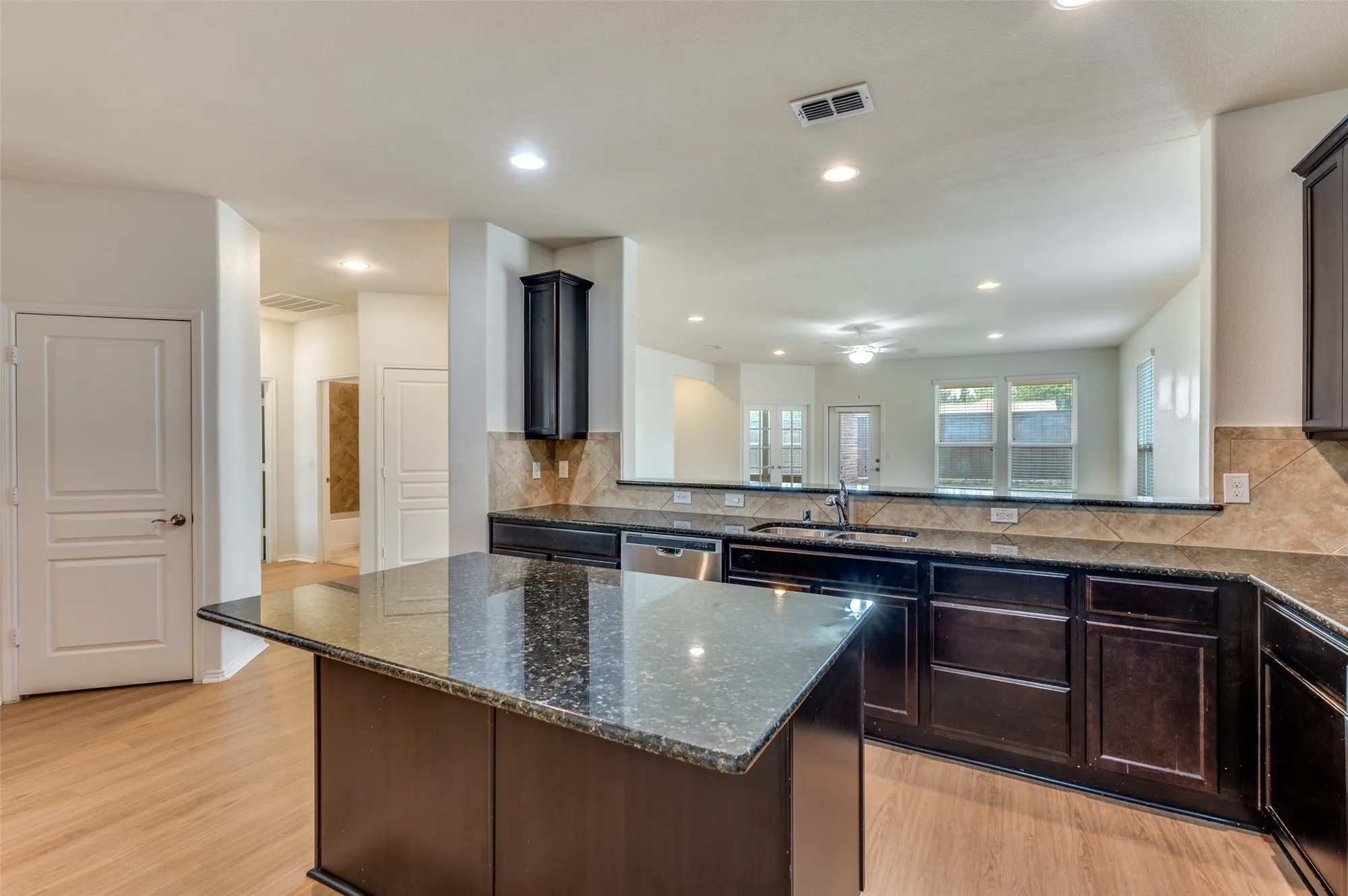 Property Slideshow image 8 of 30 | 6445 paragon dr, Frisco, TX, 75036