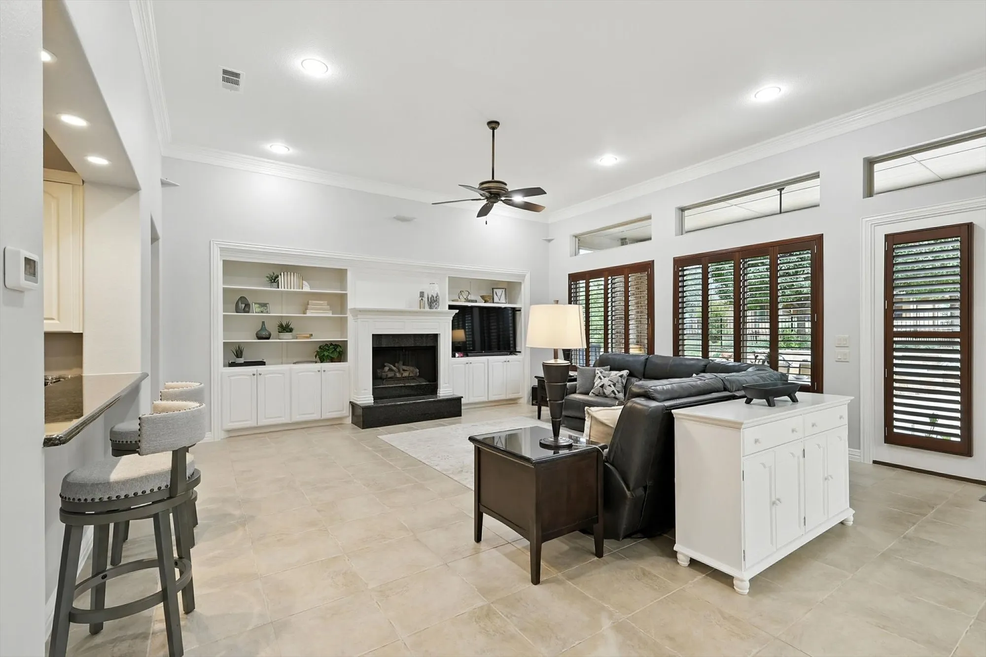 Property Slideshow image 19 of 39 | 9009 landmark ln, Denton, TX, 76207