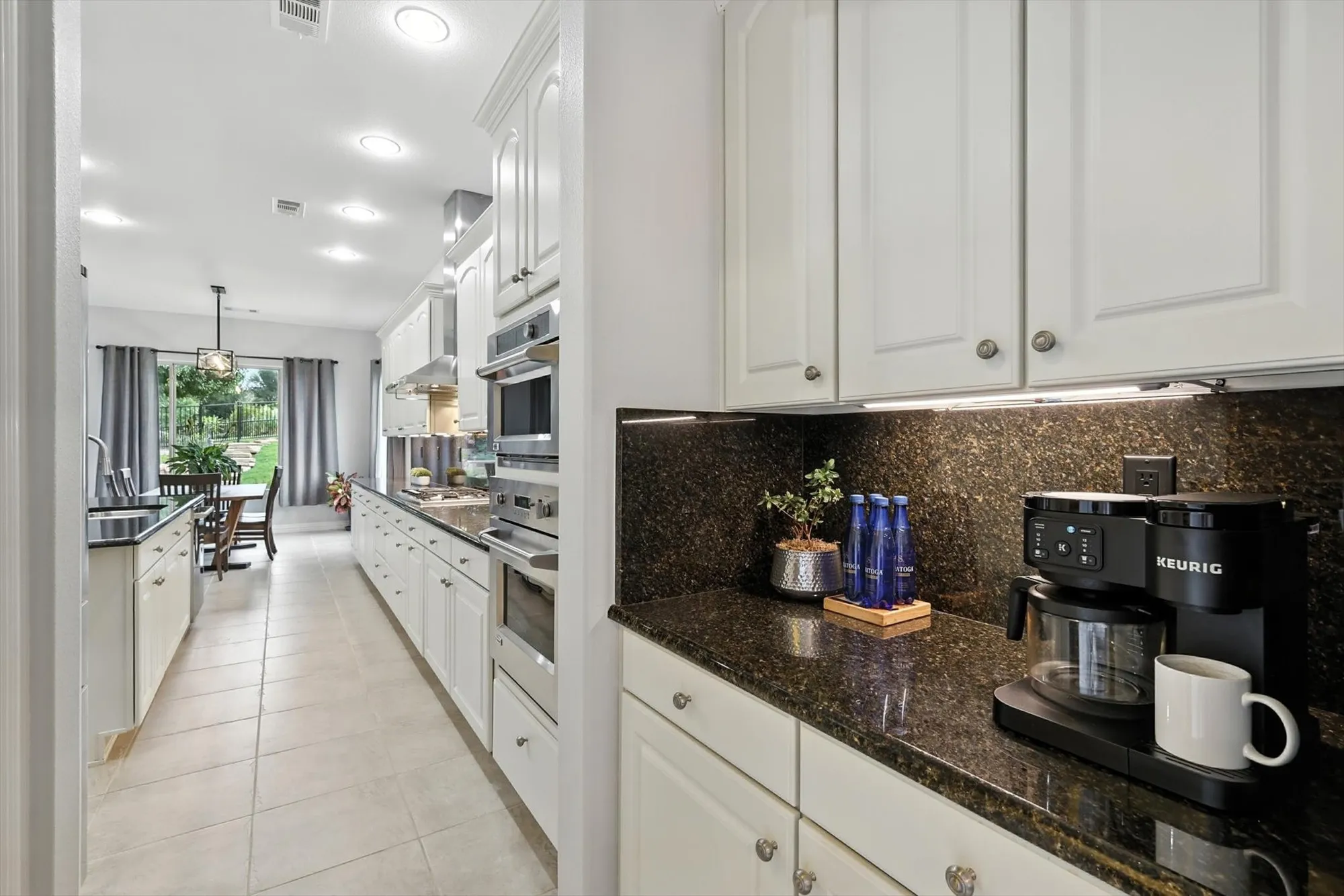 Property Slideshow image 13 of 39 | 9009 landmark ln, Denton, TX, 76207