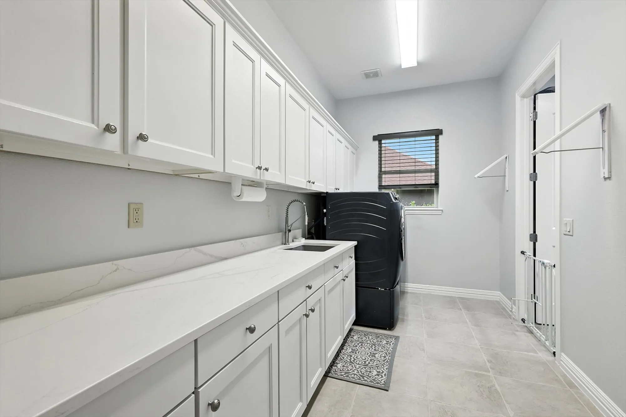 Property Slideshow image 29 of 39 | 9009 landmark ln, Denton, TX, 76207