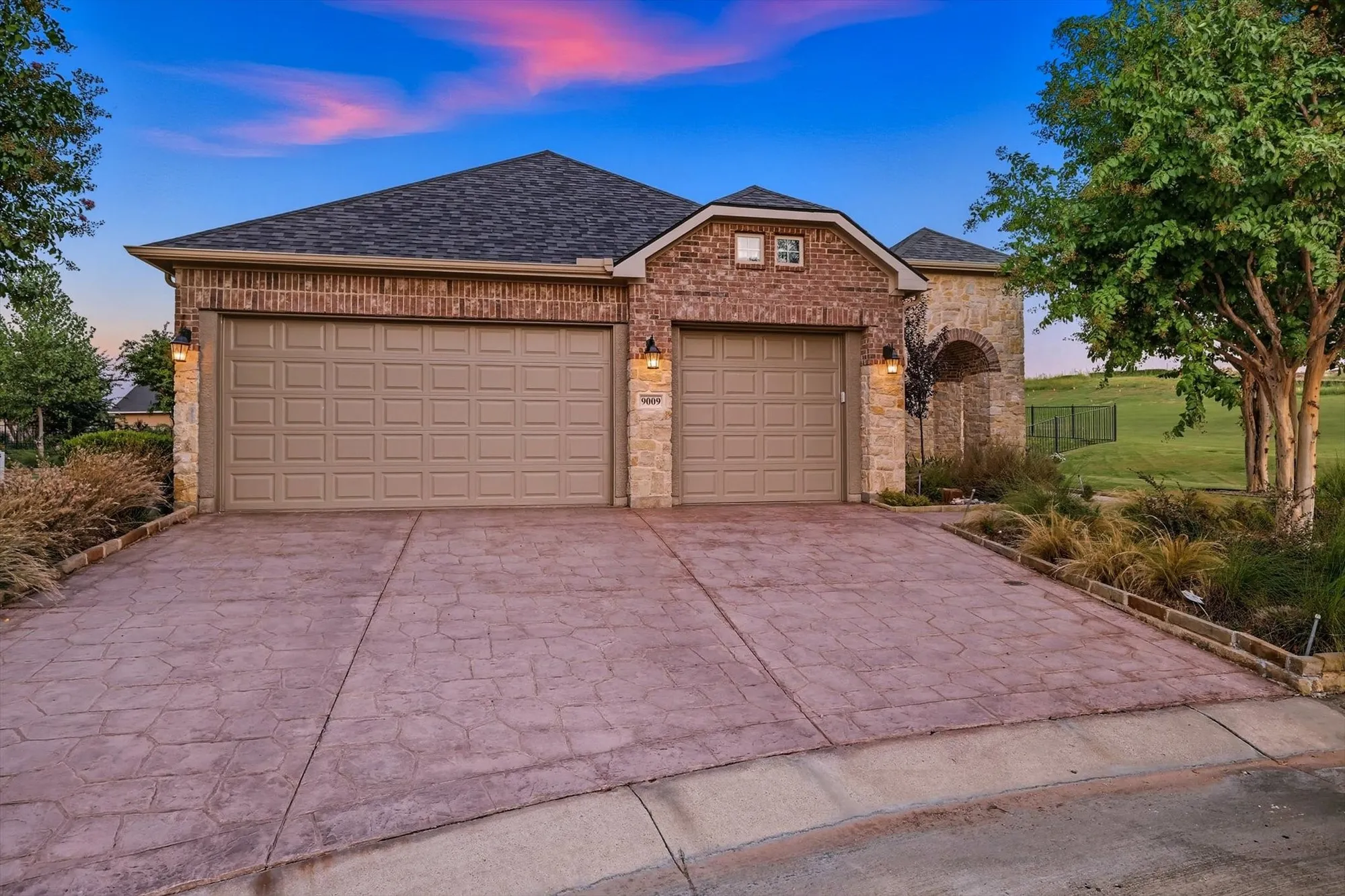 Property Slideshow image 39 of 39 | 9009 landmark ln, Denton, TX, 76207