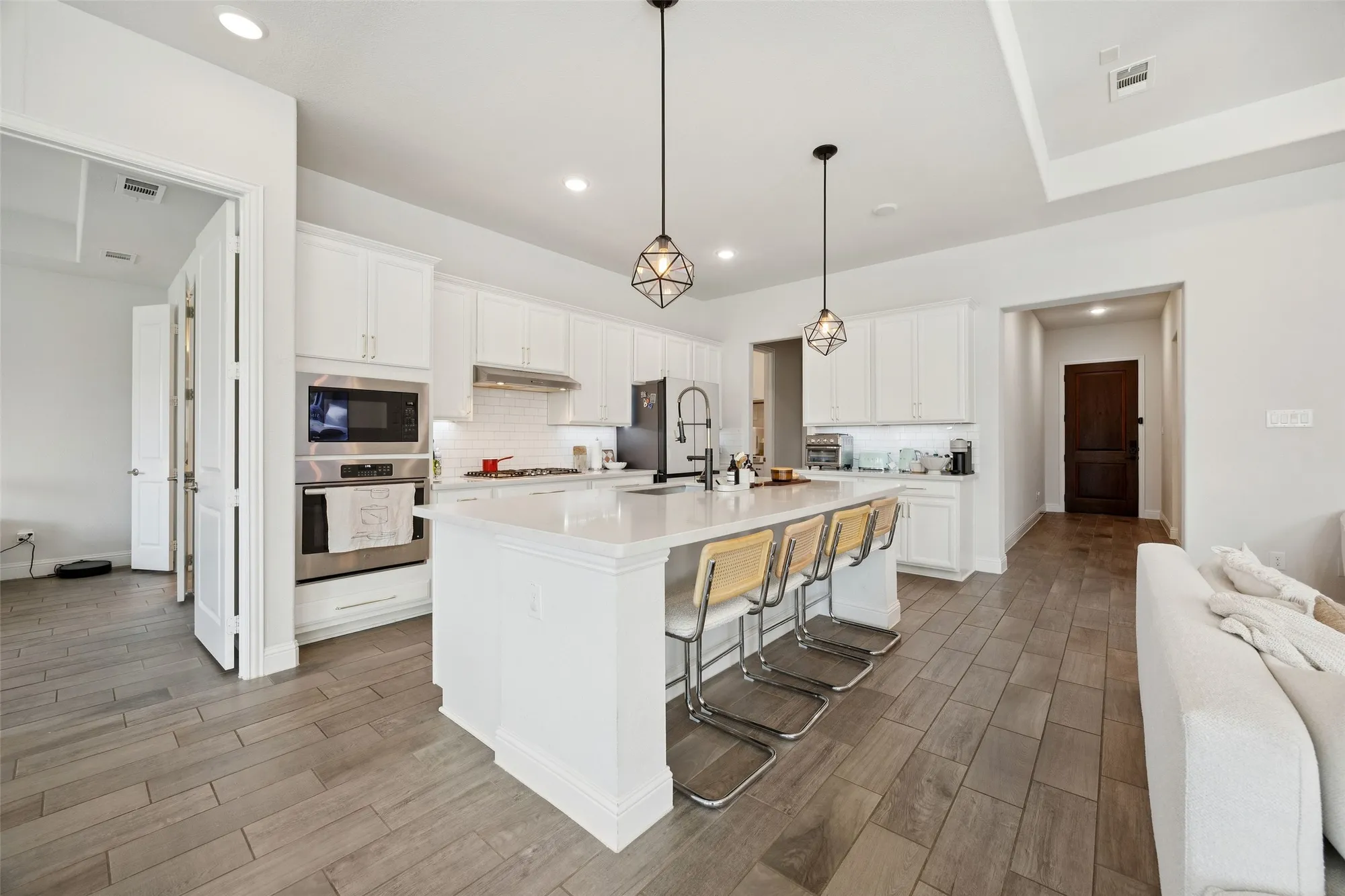 Property Slideshow image 13 of 33 | 2732 promenade, The Colony, TX, 75056