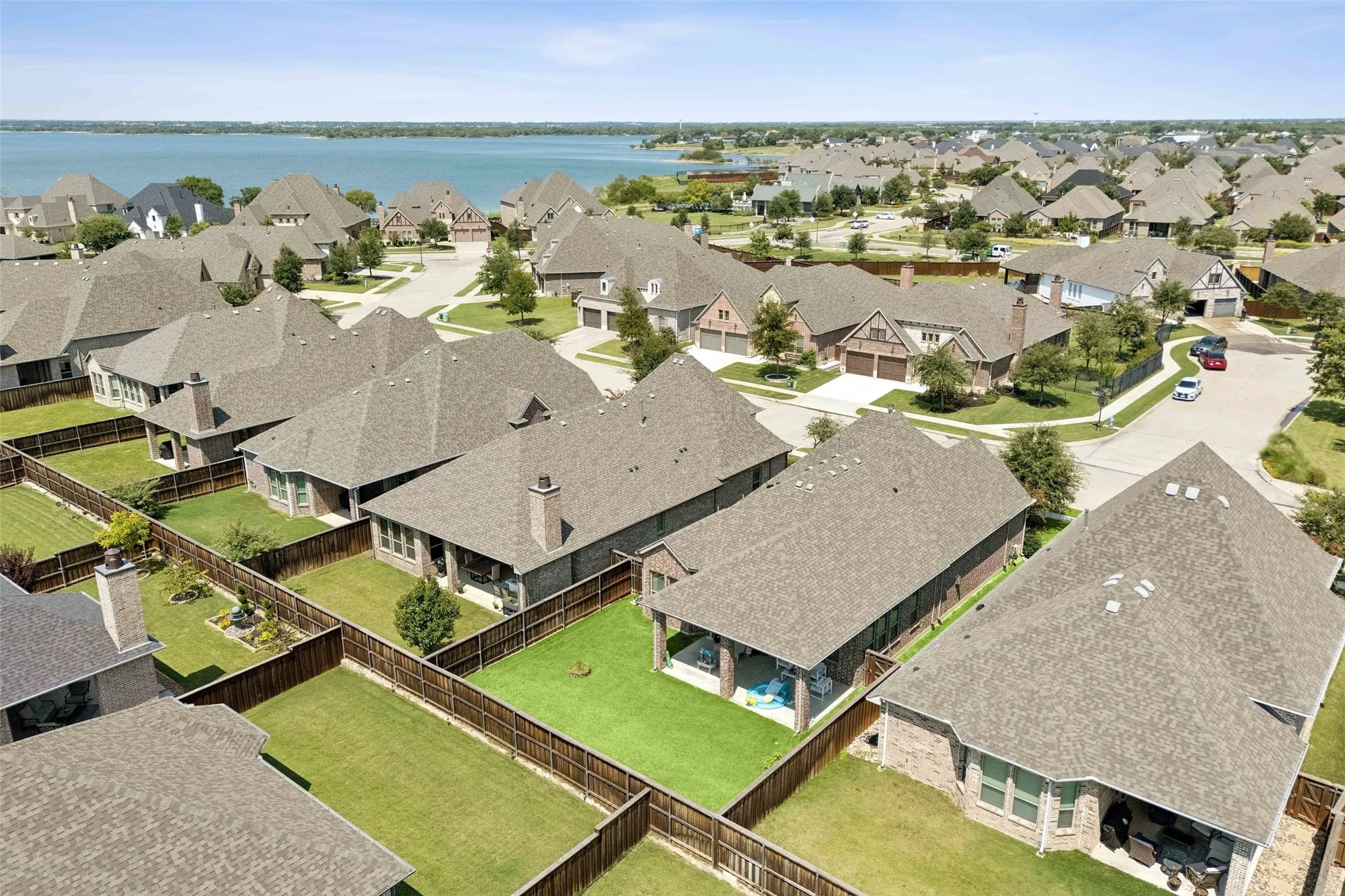 Property Slideshow image 25 of 33 | 2732 promenade, The Colony, TX, 75056