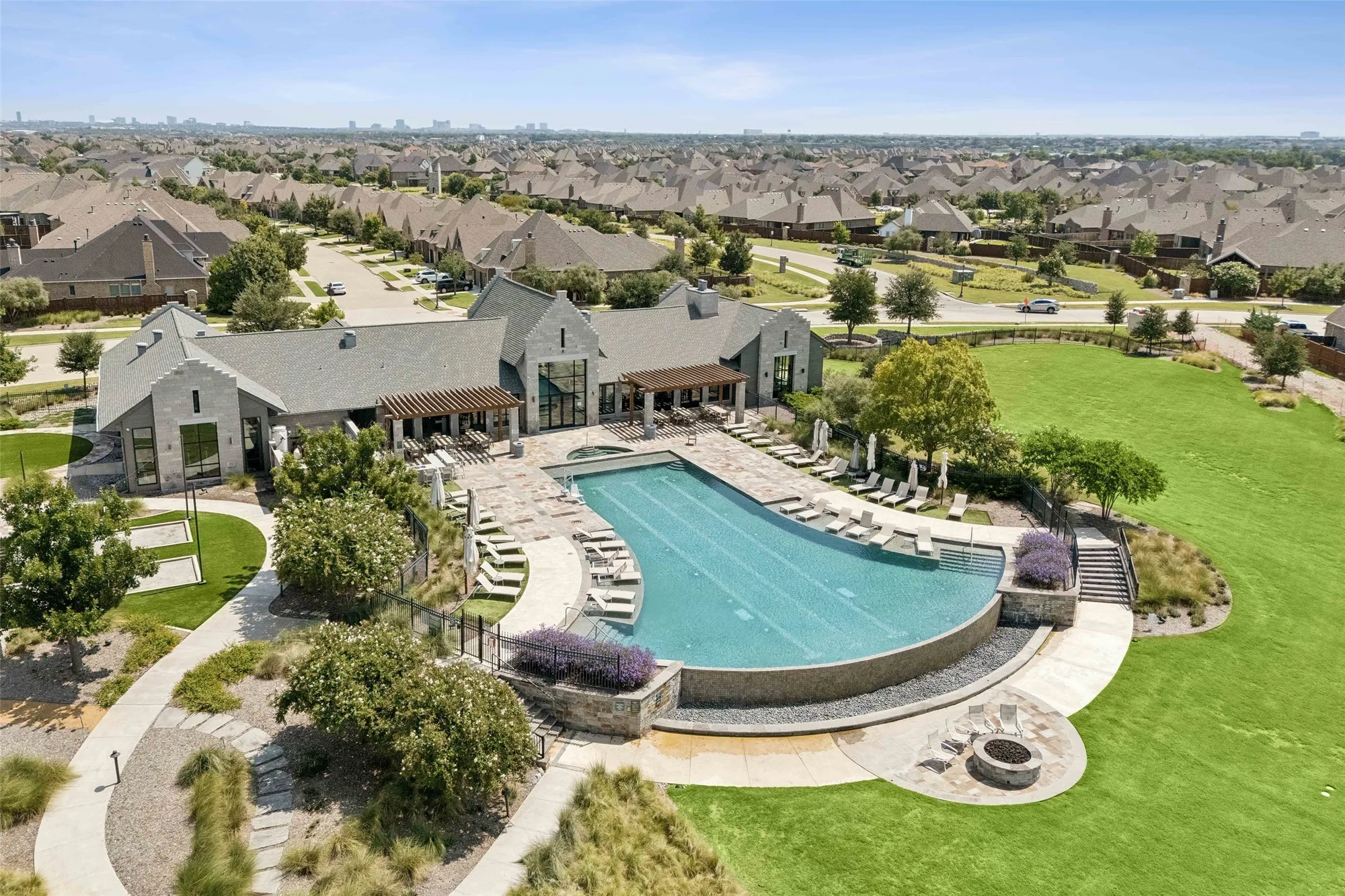 Property Slideshow image 29 of 33 | 2732 promenade, The Colony, TX, 75056