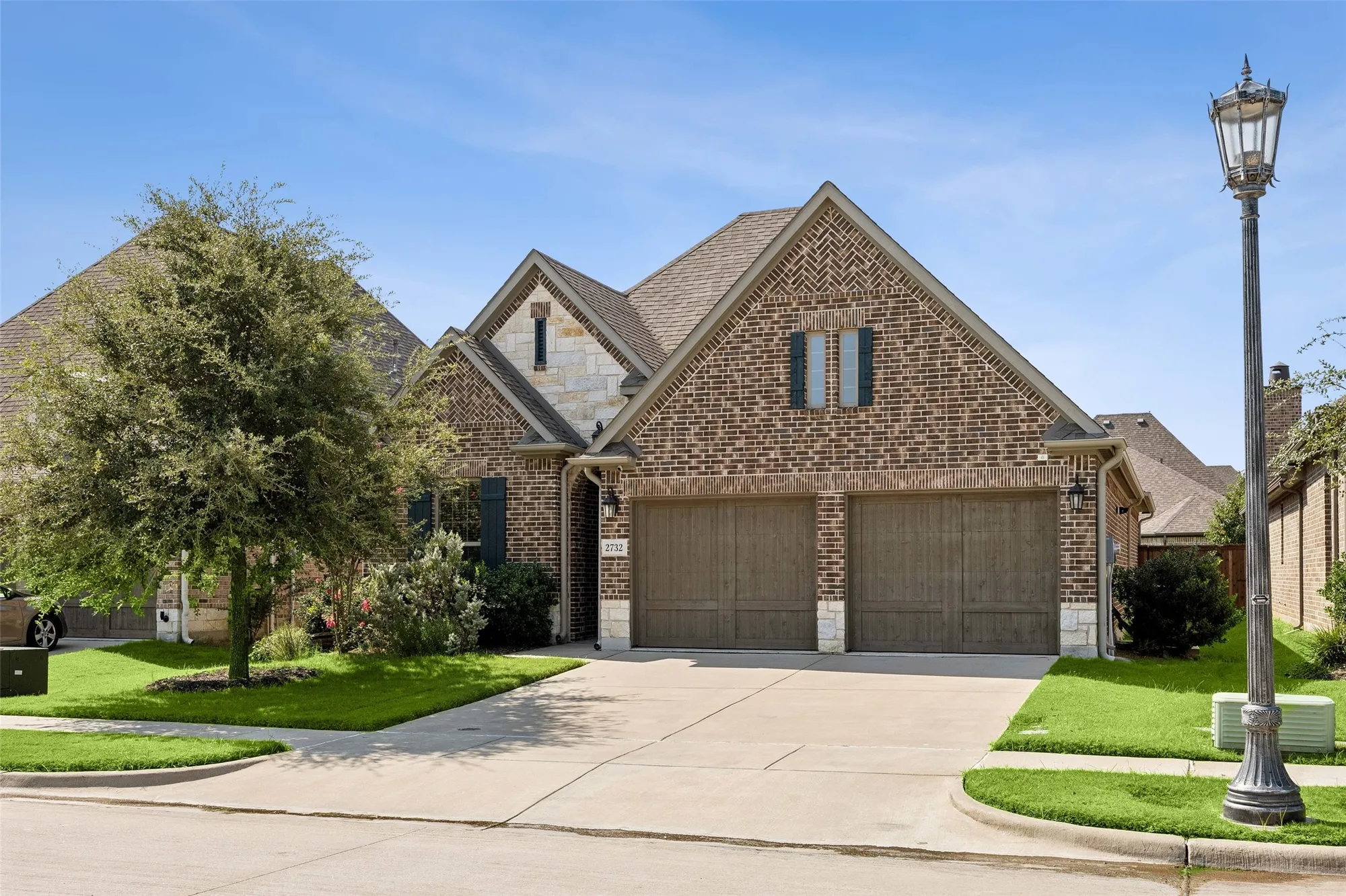 Property Slideshow image 2 of 33 | 2732 promenade, The Colony, TX, 75056