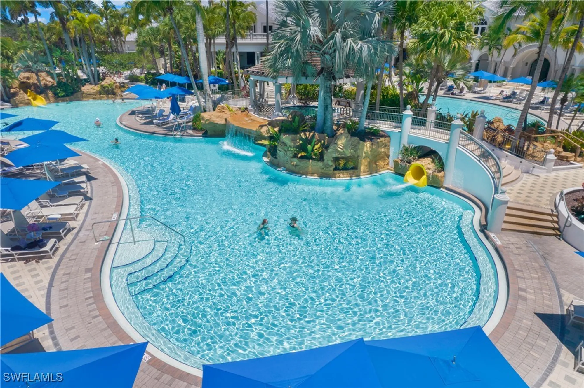 Property Slideshow image 12 of 48 | 4690 hawks nest way e-204, Naples, FL, 34114