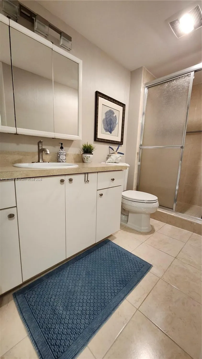 Property Slideshow image 17 of 44 | 2001 ventnor g # 2001, Deerfield Beach, FL, 33442