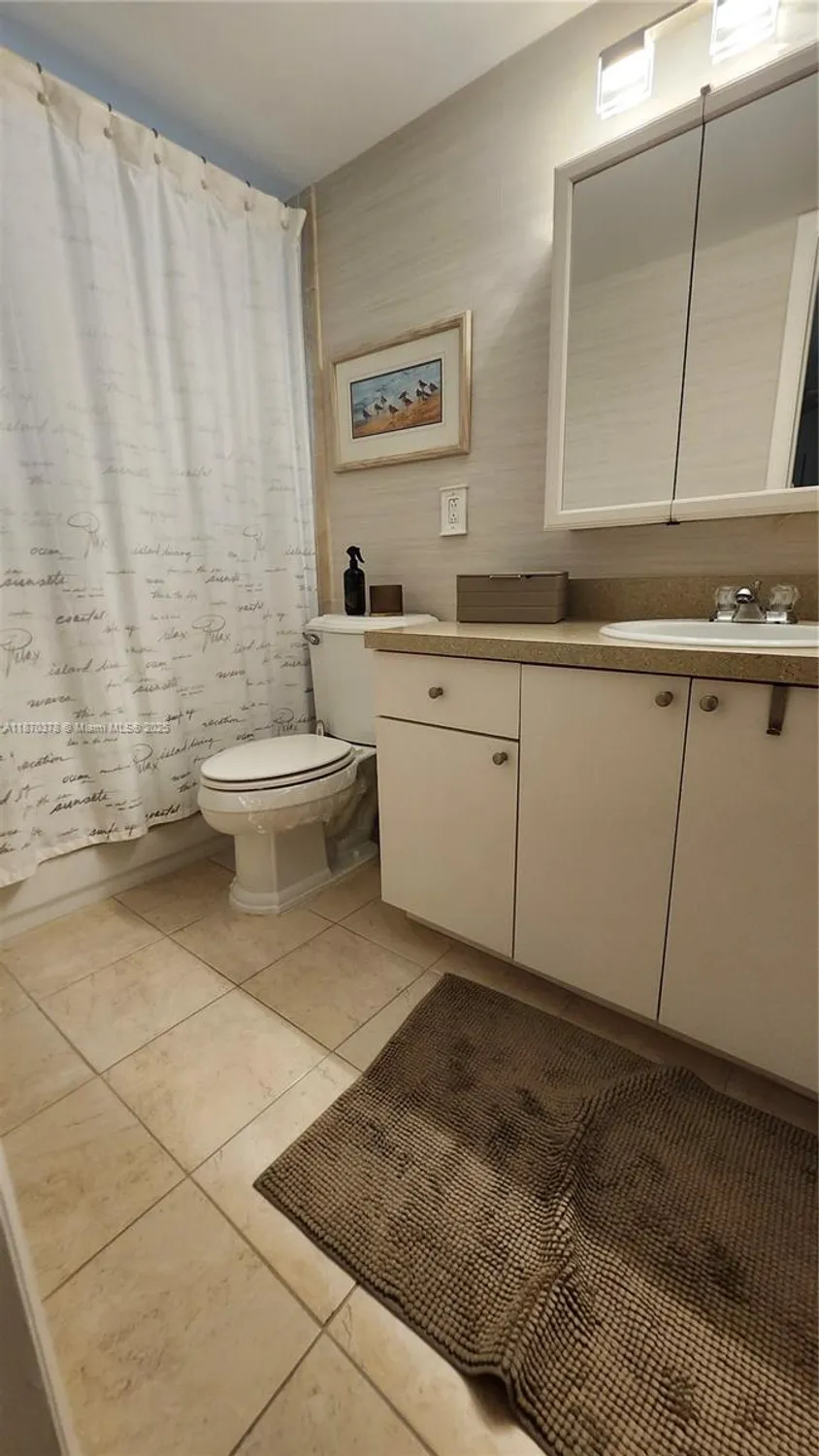 Property Slideshow image 22 of 44 | 2001 ventnor g # 2001, Deerfield Beach, FL, 33442