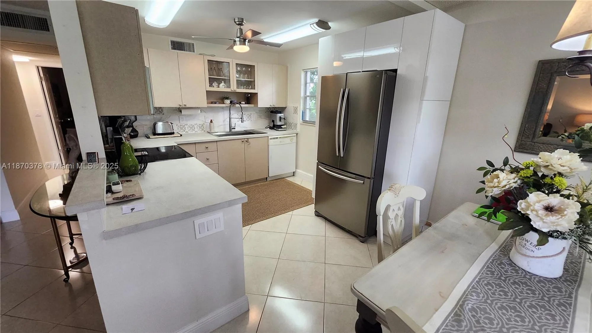 Property Slideshow image 6 of 44 | 2001 ventnor g # 2001, Deerfield Beach, FL, 33442