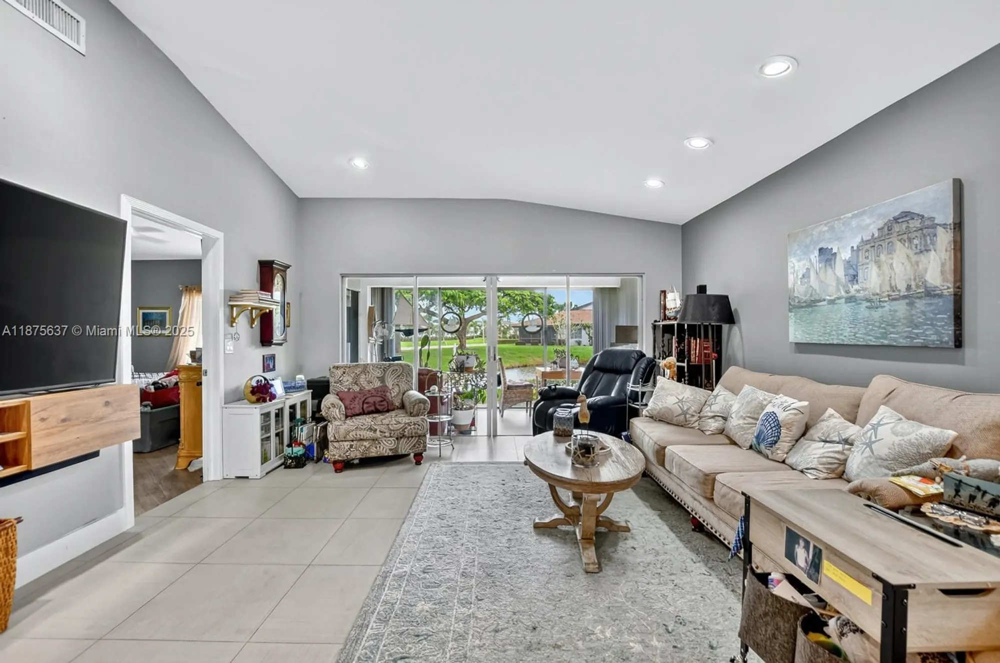 Property Slideshow image 7 of 28 | 13406 sabal palm ct b, Delray Beach, FL, 33484