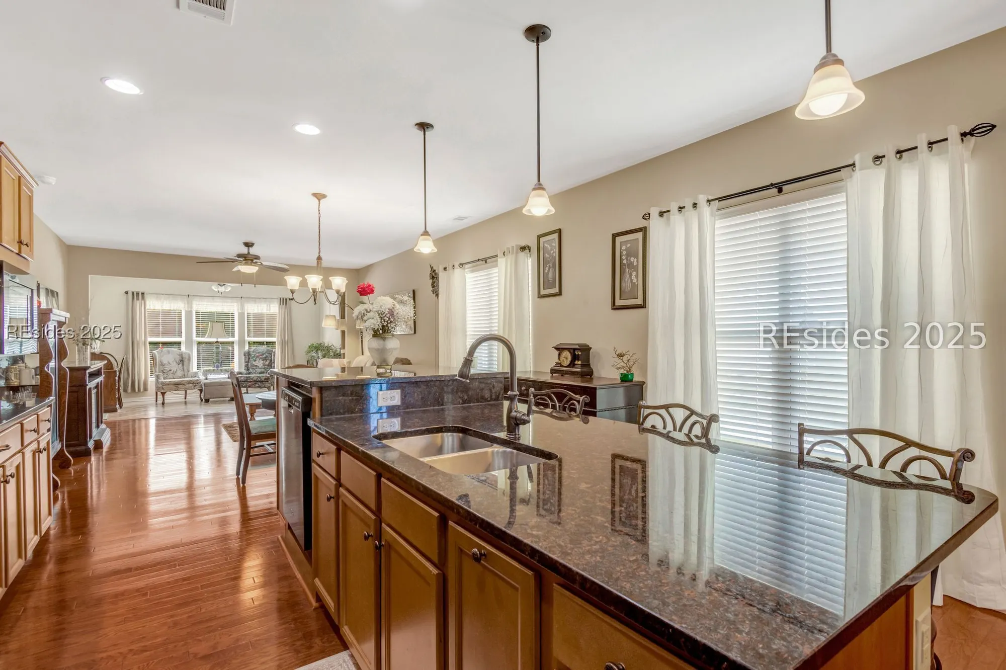 Property Slideshow image 6 of 23 | 320 gleneagle ct, Okatie, SC, 29909