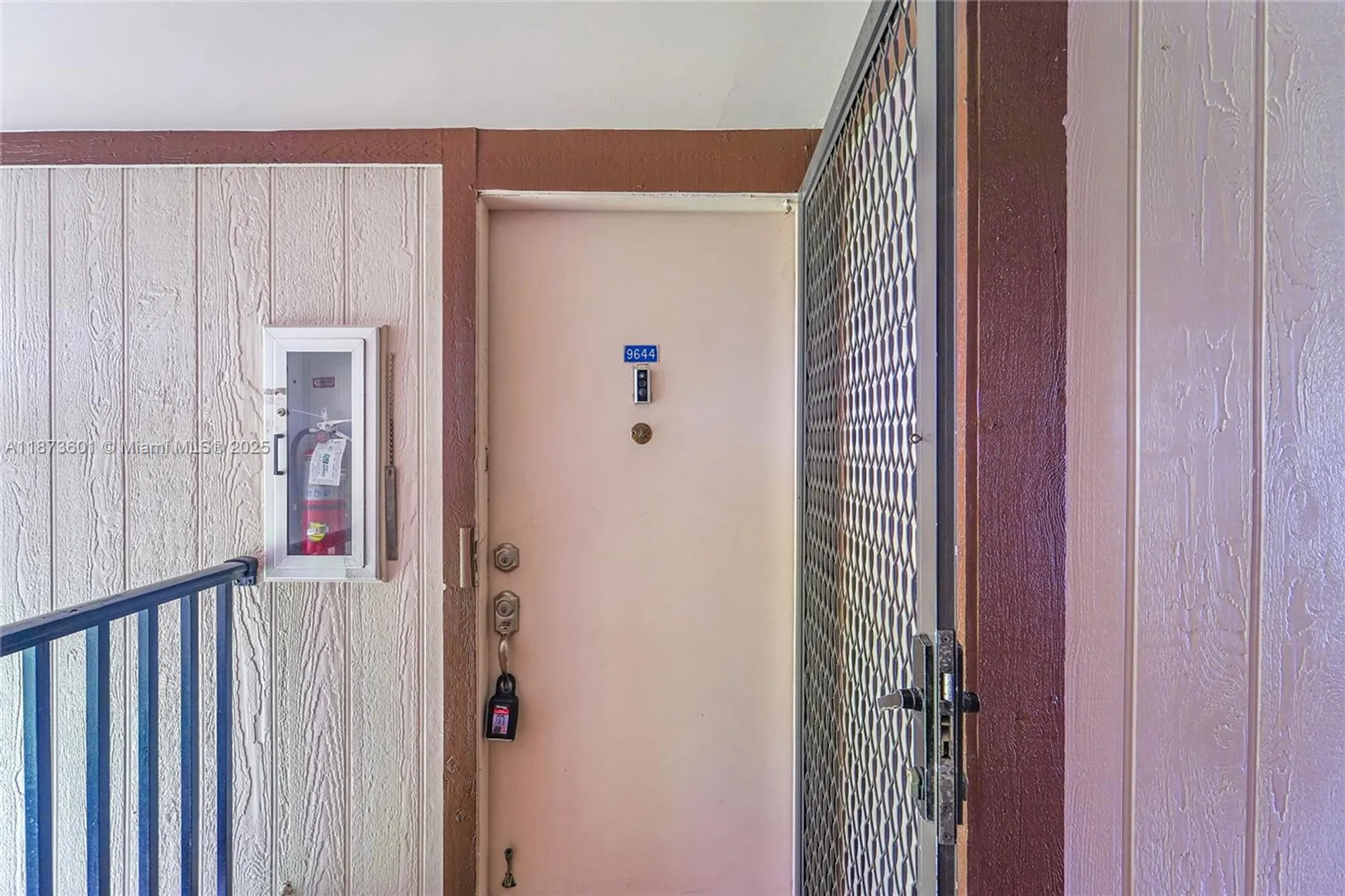 Property Slideshow image 19 of 25 | 9644 s belfort cir 211, Tamarac, FL, 33321