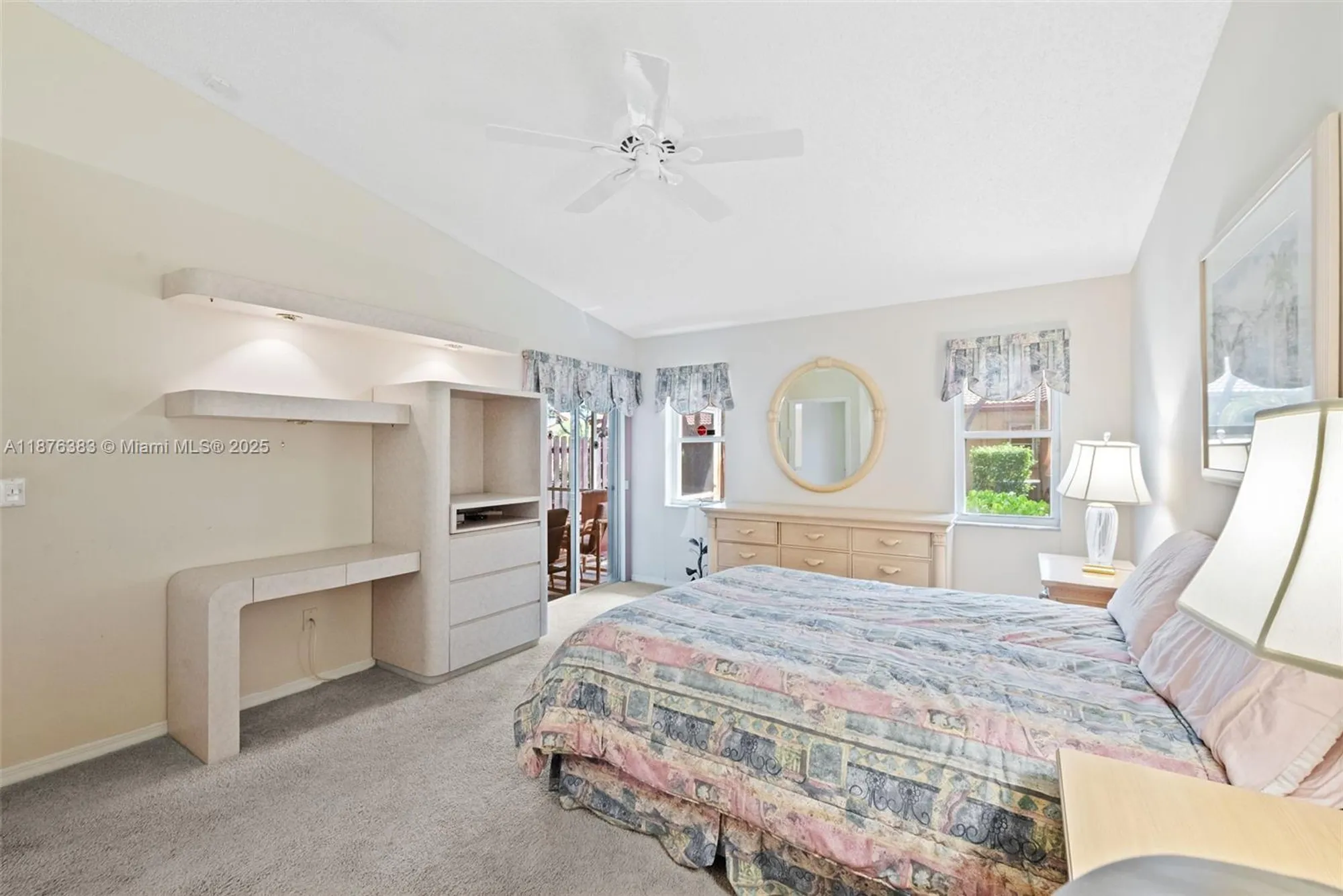 Property Slideshow image 14 of 31 | 9906 malvern dr, Tamarac, FL, 33321