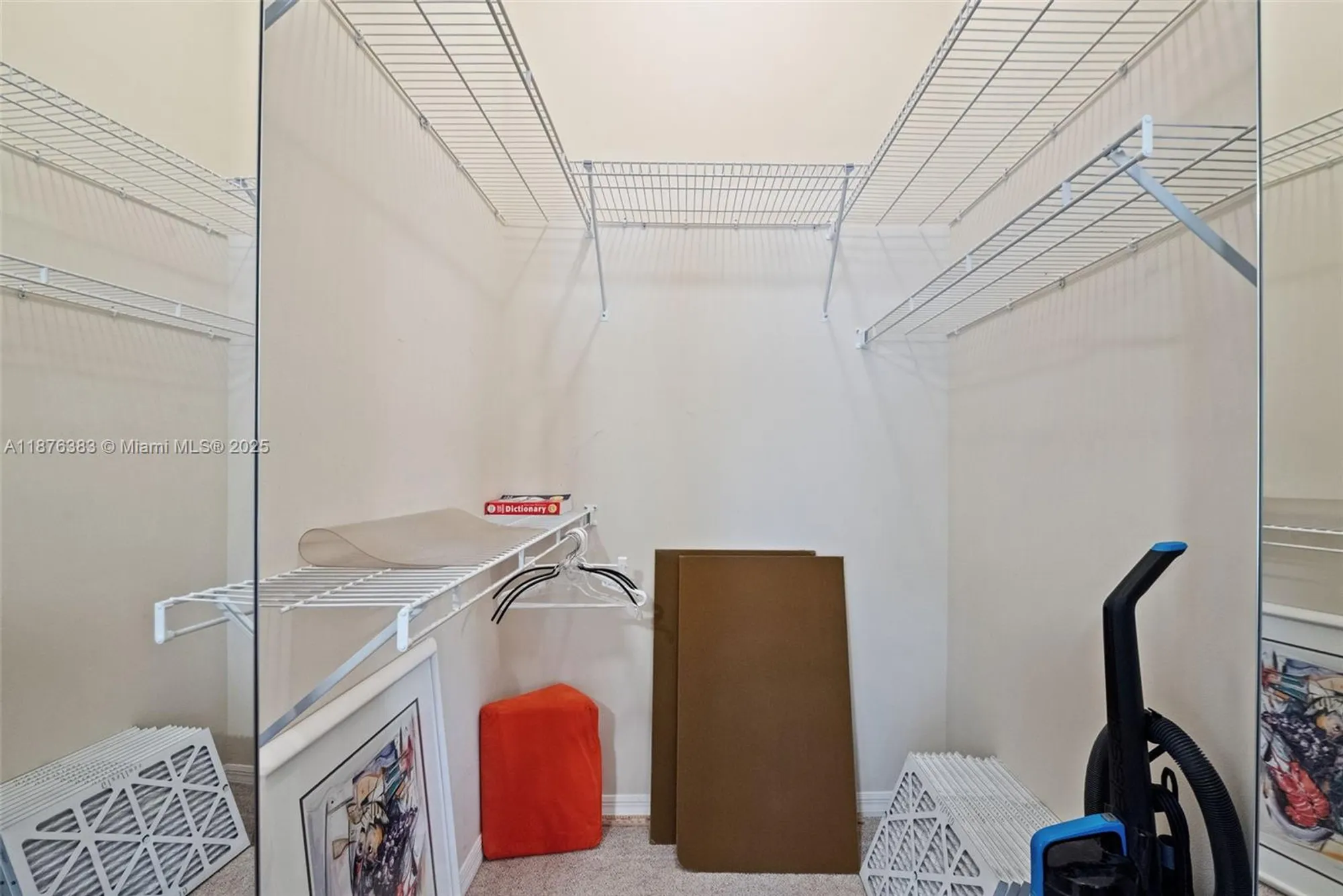 Property Slideshow image 19 of 31 | 9906 malvern dr, Tamarac, FL, 33321