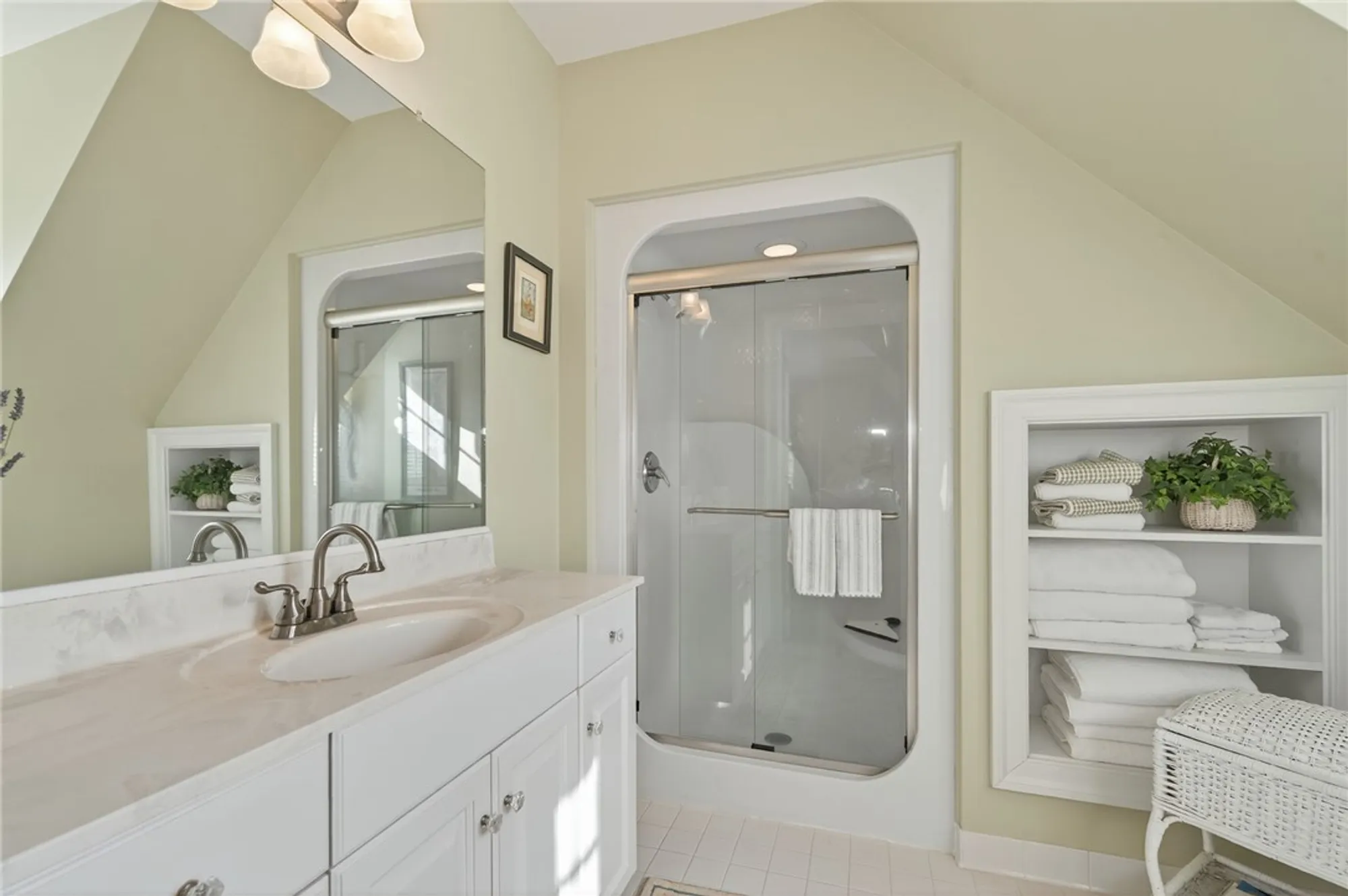 Property Slideshow image 17 of 35 | 174 highland, Williamsburg, VA, 23188