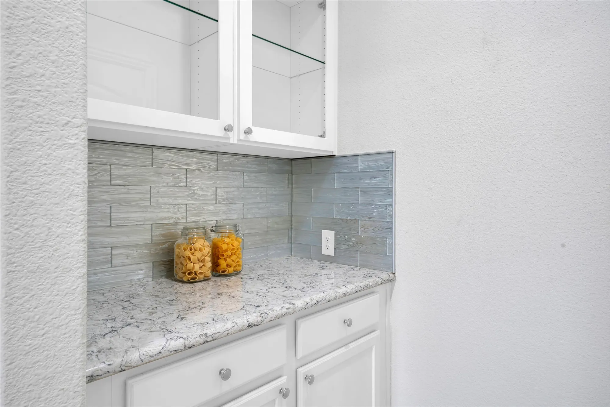 Property Slideshow image 13 of 38 | 7616 heritage dr, Aubrey, TX, 76227