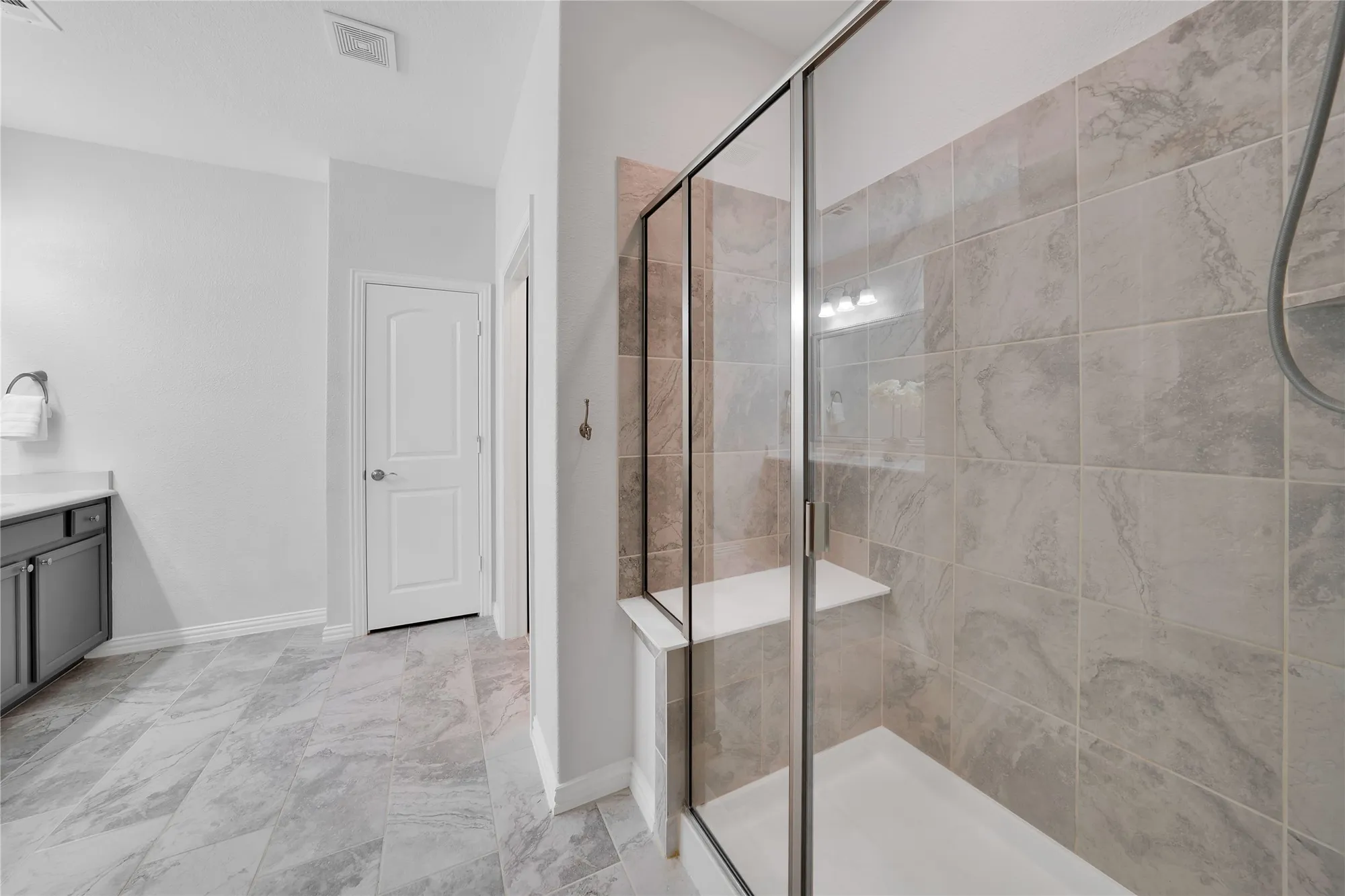 Property Slideshow image 24 of 38 | 7616 heritage dr, Aubrey, TX, 76227