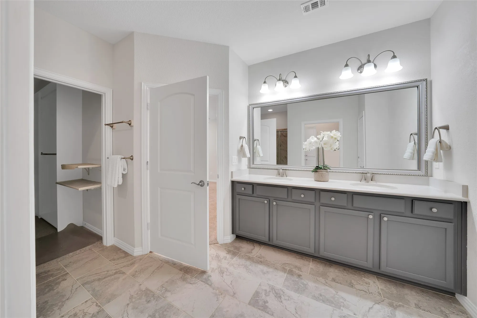 Property Slideshow image 23 of 38 | 7616 heritage dr, Aubrey, TX, 76227