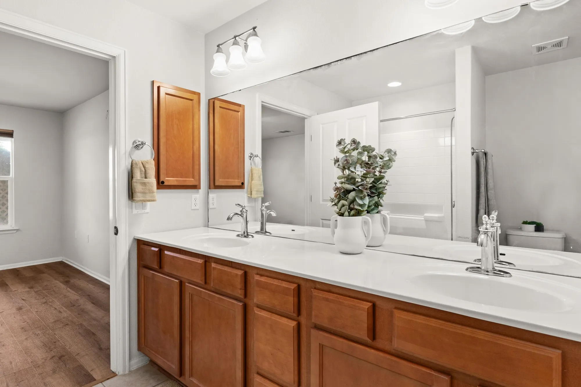 Property Slideshow image 18 of 26 | 508 salt creek ln, Georgetown, TX, 78633