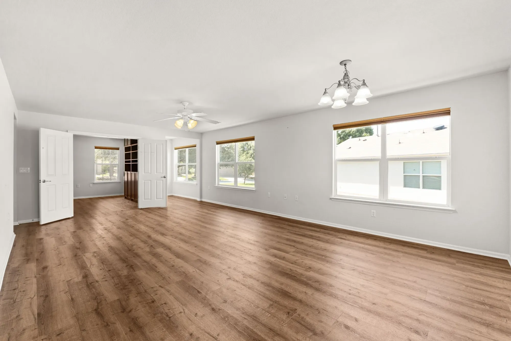 Property Slideshow image 6 of 26 | 508 salt creek ln, Georgetown, TX, 78633