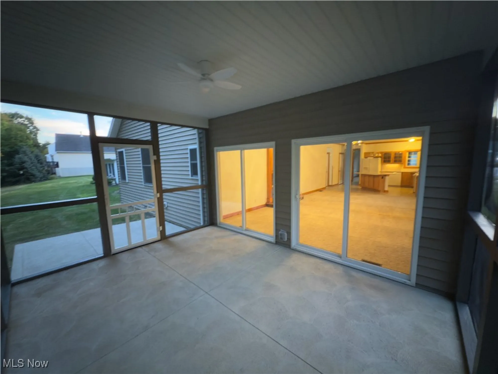 Property Slideshow image 17 of 49 | 10281 river run ln, North Royalton, OH, 44133