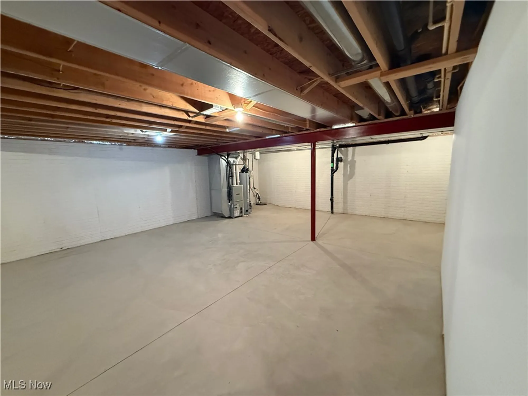 Property Slideshow image 39 of 49 | 10281 river run ln, North Royalton, OH, 44133